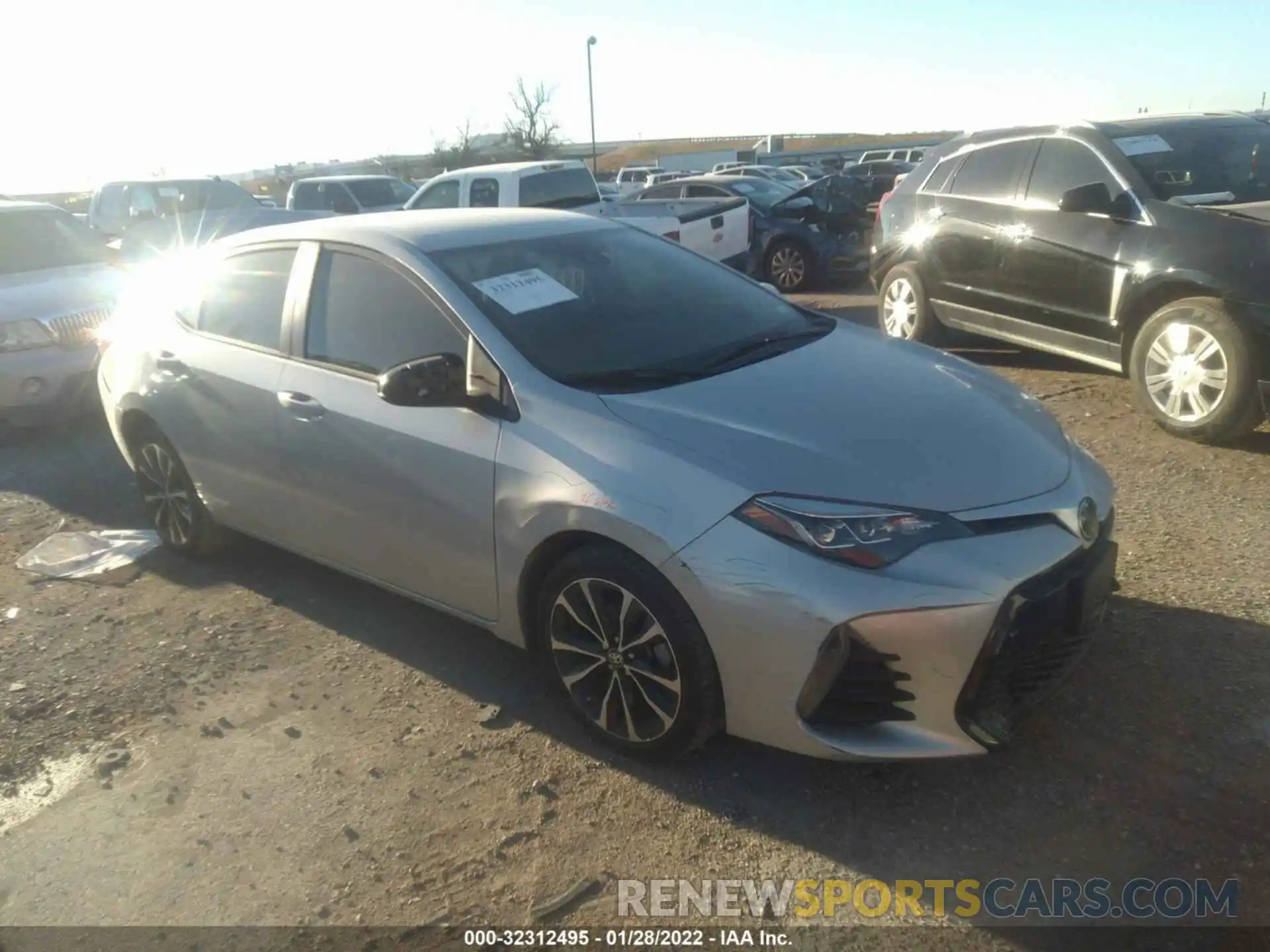 1 Photograph of a damaged car 5YFBURHE9KP918338 TOYOTA COROLLA 2019