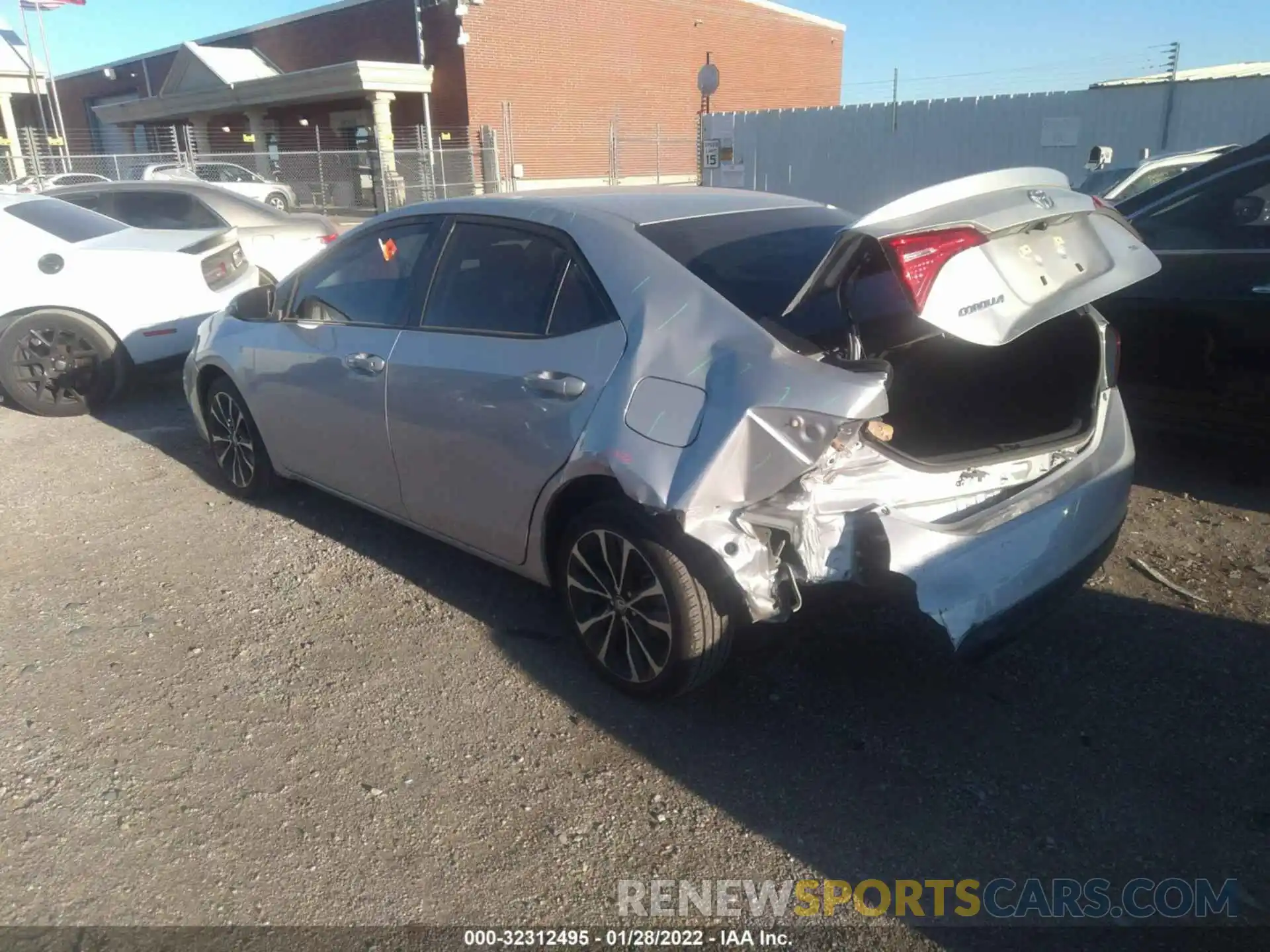 3 Photograph of a damaged car 5YFBURHE9KP918338 TOYOTA COROLLA 2019