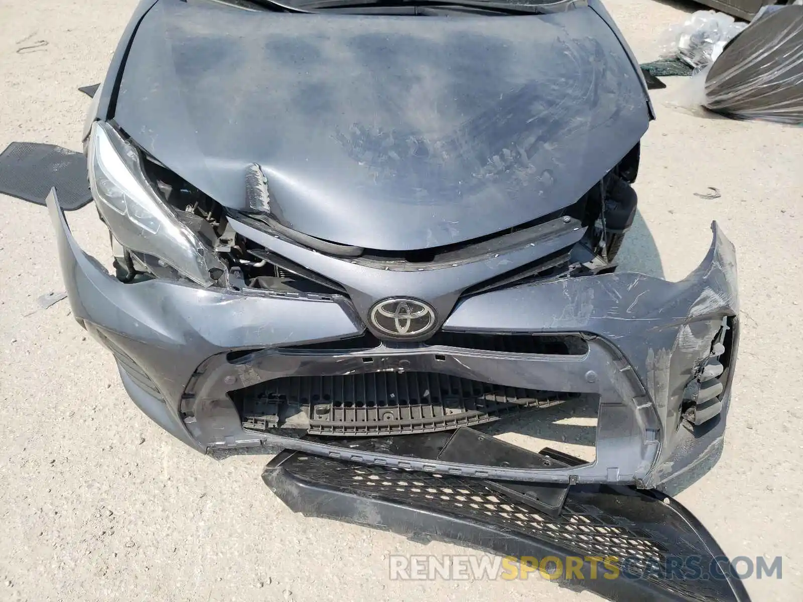 9 Photograph of a damaged car 5YFBURHE9KP918436 TOYOTA COROLLA 2019