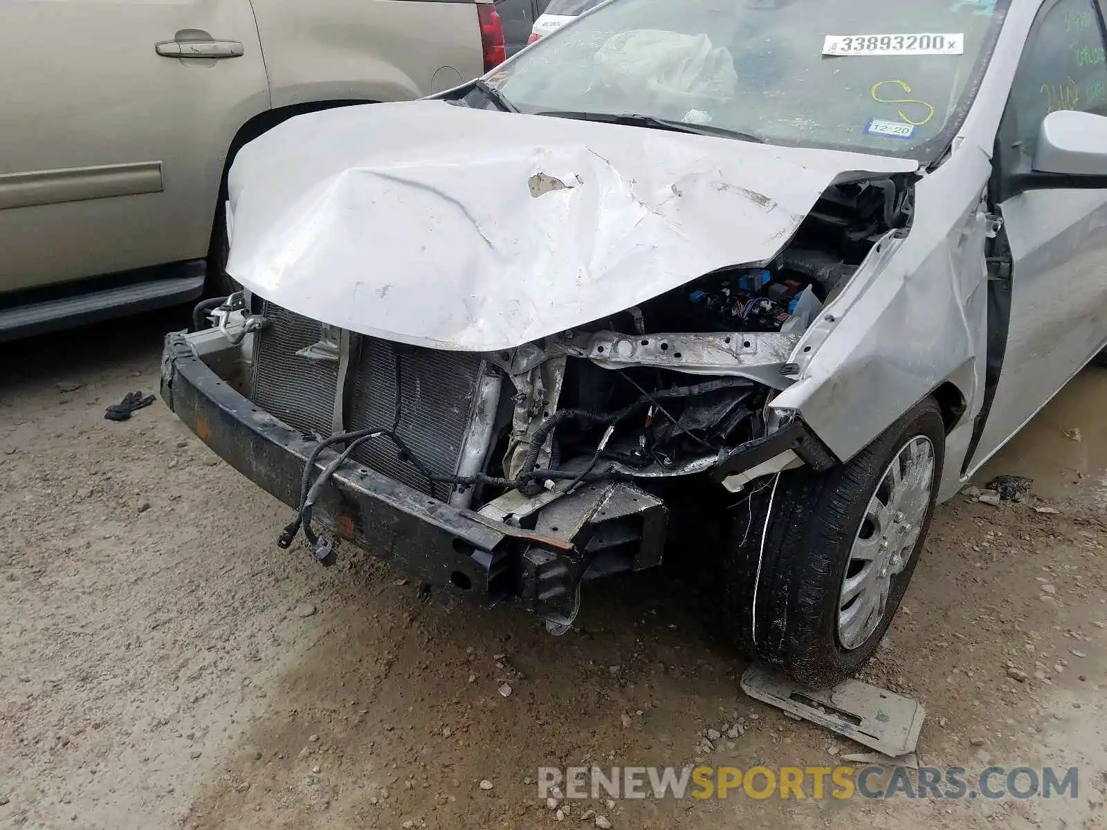 9 Photograph of a damaged car 5YFBURHE9KP918582 TOYOTA COROLLA 2019