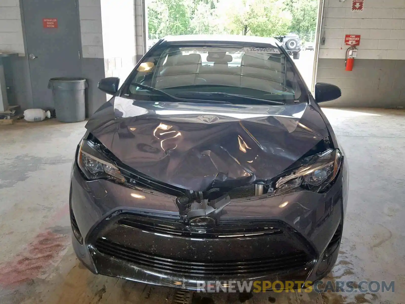 9 Photograph of a damaged car 5YFBURHE9KP919201 TOYOTA COROLLA 2019