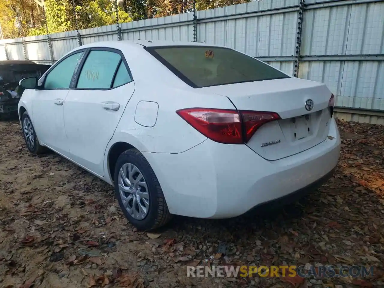 3 Photograph of a damaged car 5YFBURHE9KP919411 TOYOTA COROLLA 2019