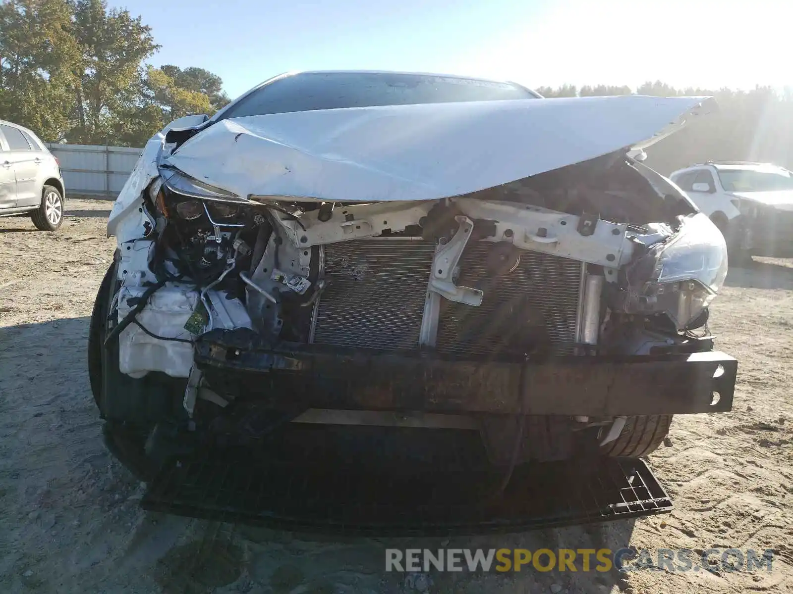 9 Photograph of a damaged car 5YFBURHE9KP919683 TOYOTA COROLLA 2019