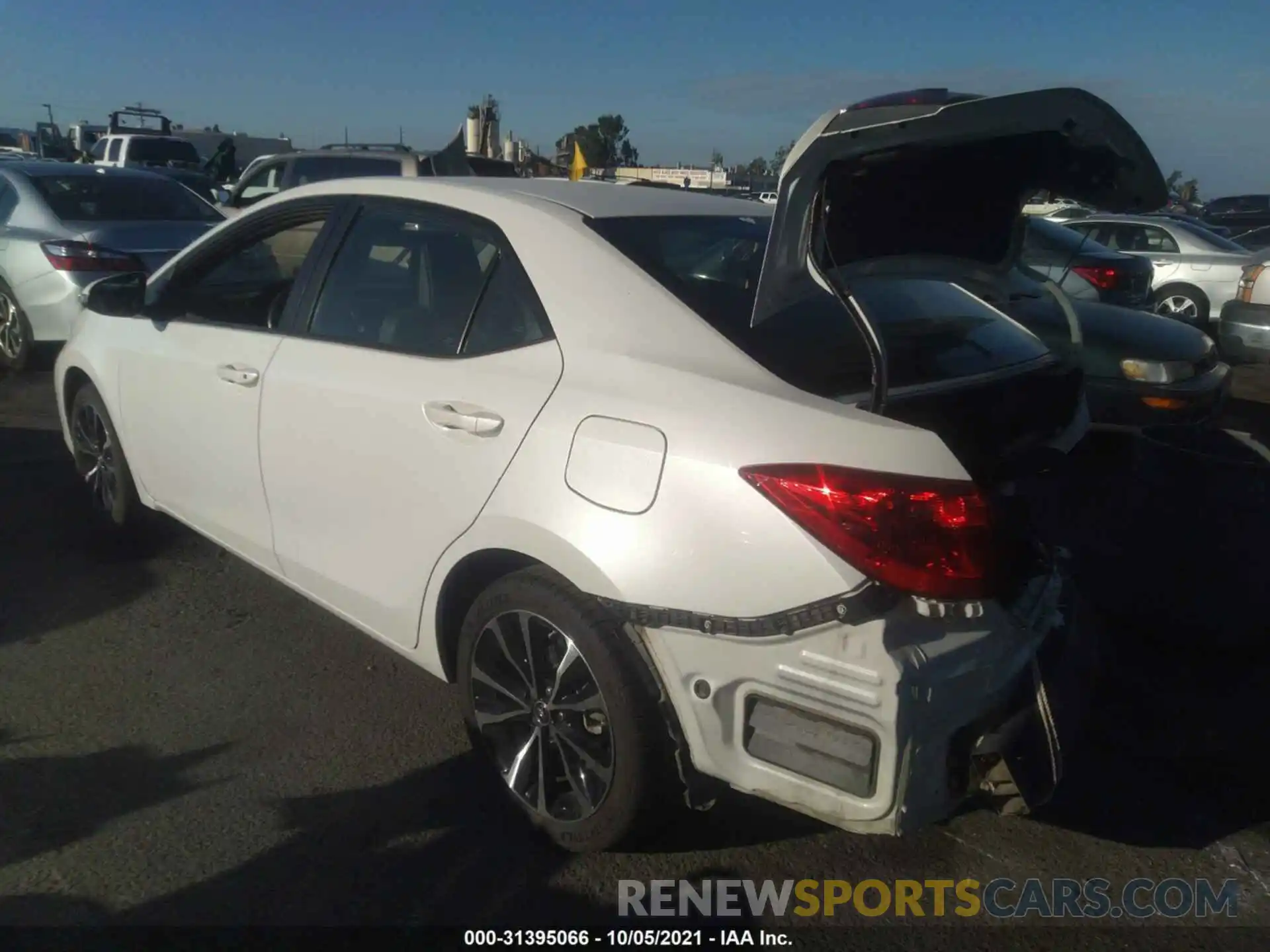 3 Photograph of a damaged car 5YFBURHE9KP920574 TOYOTA COROLLA 2019