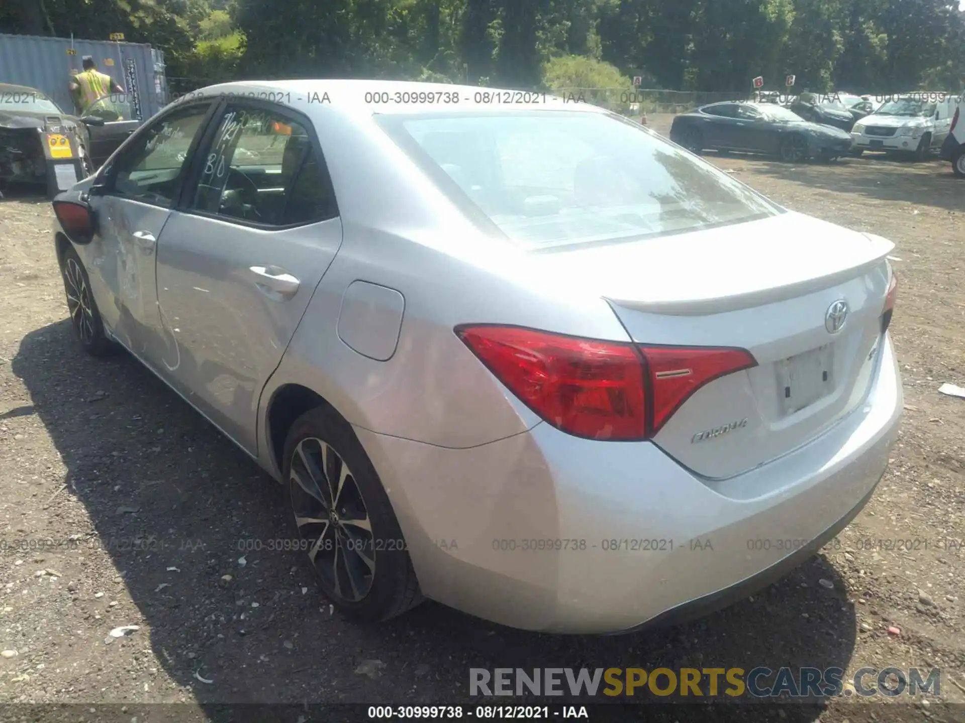 3 Photograph of a damaged car 5YFBURHE9KP921157 TOYOTA COROLLA 2019