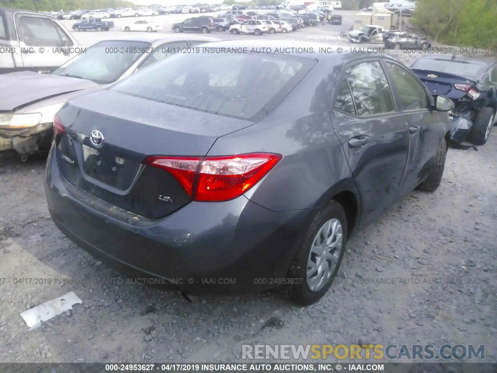 4 Photograph of a damaged car 5YFBURHE9KP923085 TOYOTA COROLLA 2019