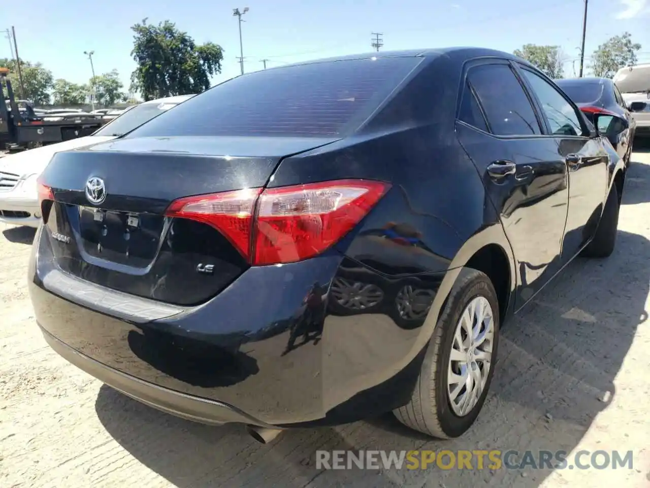 4 Photograph of a damaged car 5YFBURHE9KP923507 TOYOTA COROLLA 2019