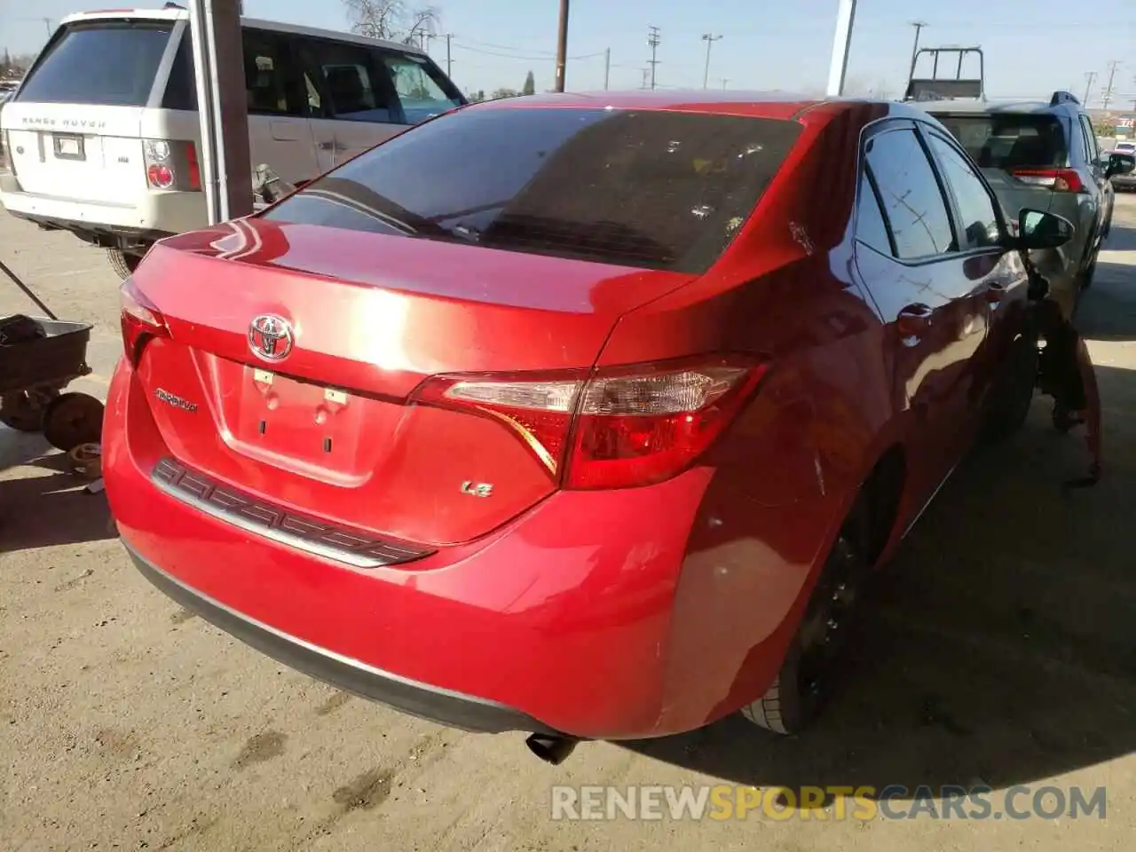 4 Photograph of a damaged car 5YFBURHE9KP924415 TOYOTA COROLLA 2019