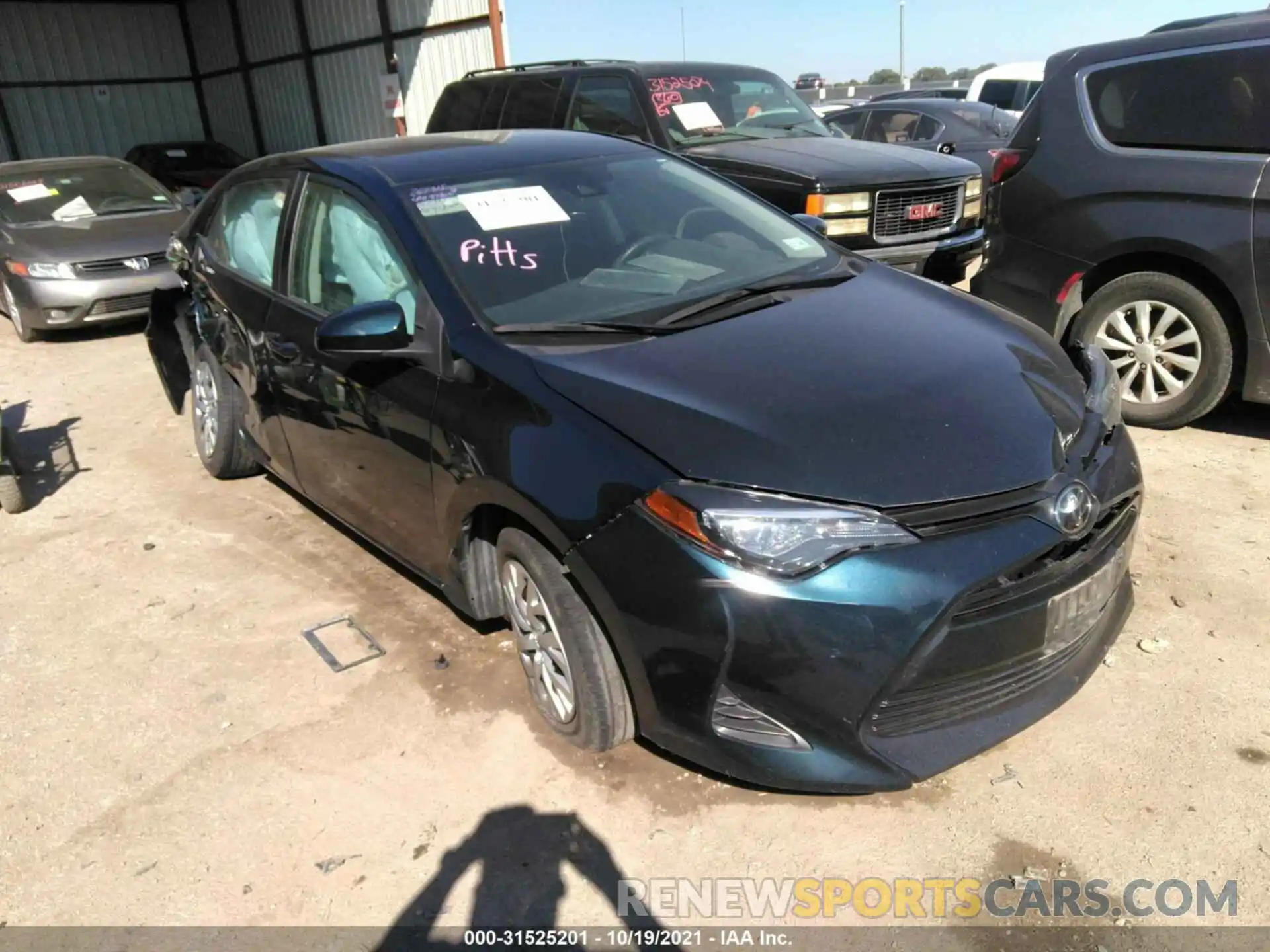 1 Photograph of a damaged car 5YFBURHE9KP924477 TOYOTA COROLLA 2019