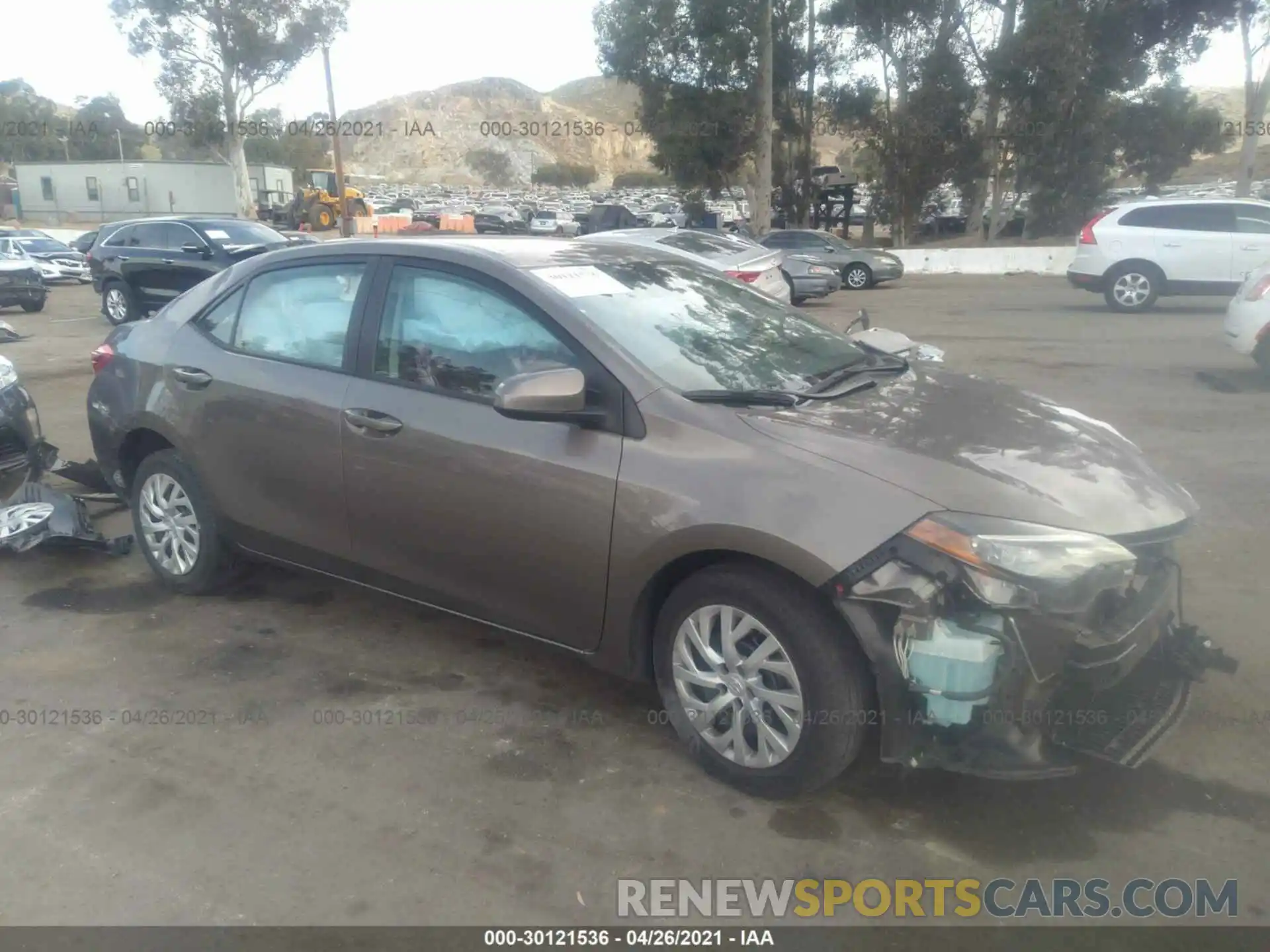 1 Photograph of a damaged car 5YFBURHE9KP925404 TOYOTA COROLLA 2019