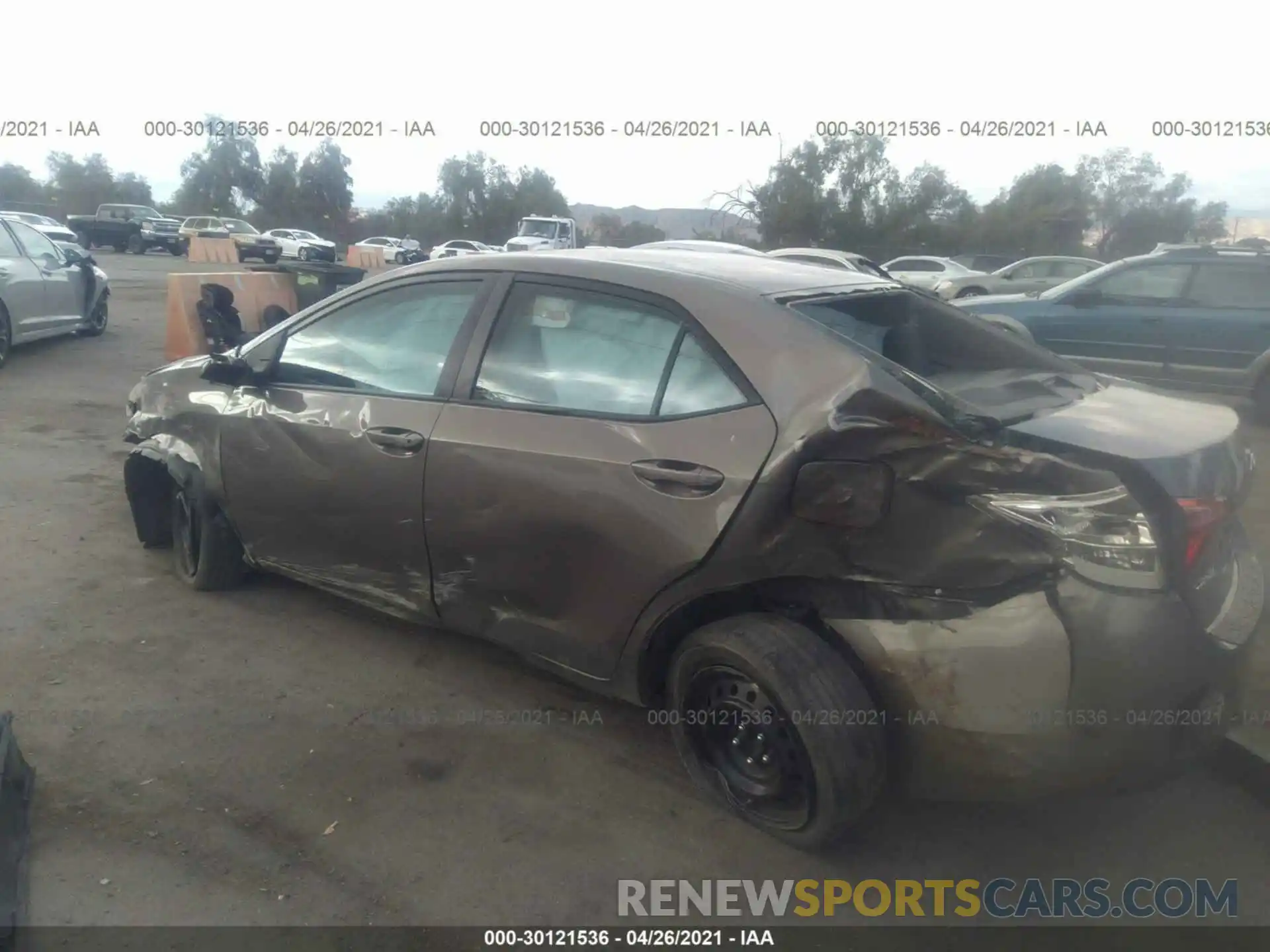 3 Photograph of a damaged car 5YFBURHE9KP925404 TOYOTA COROLLA 2019