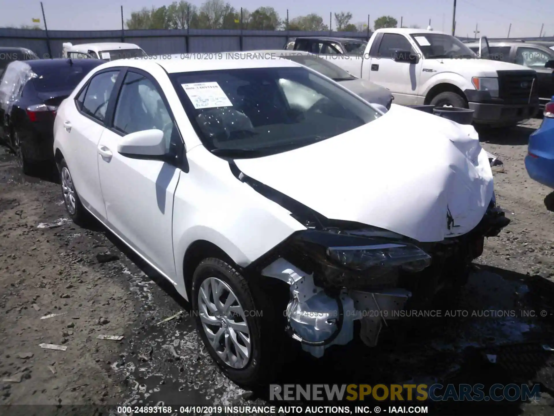 1 Photograph of a damaged car 5YFBURHE9KP925483 TOYOTA COROLLA 2019