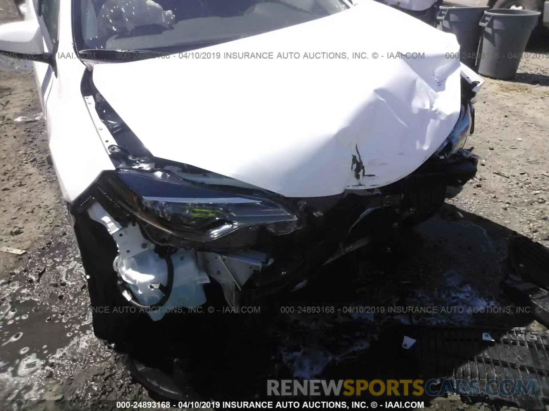 6 Photograph of a damaged car 5YFBURHE9KP925483 TOYOTA COROLLA 2019