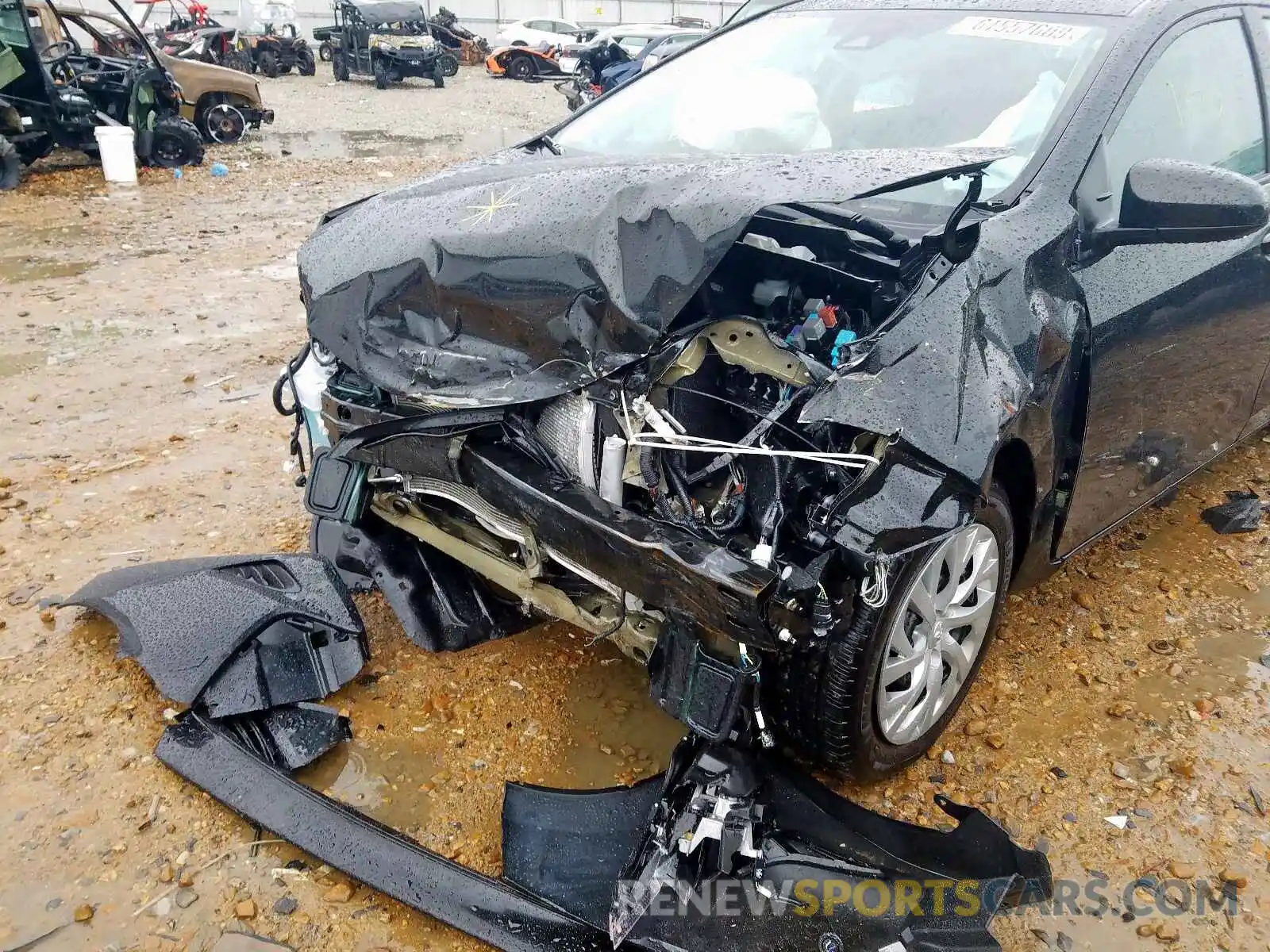 9 Photograph of a damaged car 5YFBURHE9KP926505 TOYOTA COROLLA 2019