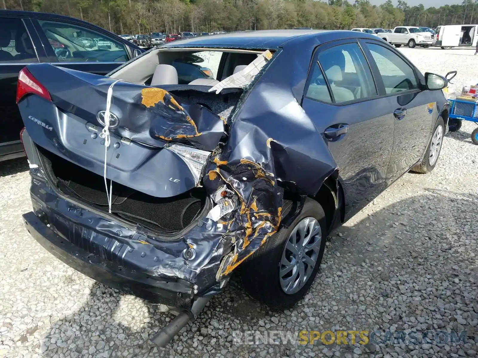 4 Photograph of a damaged car 5YFBURHE9KP926648 TOYOTA COROLLA 2019