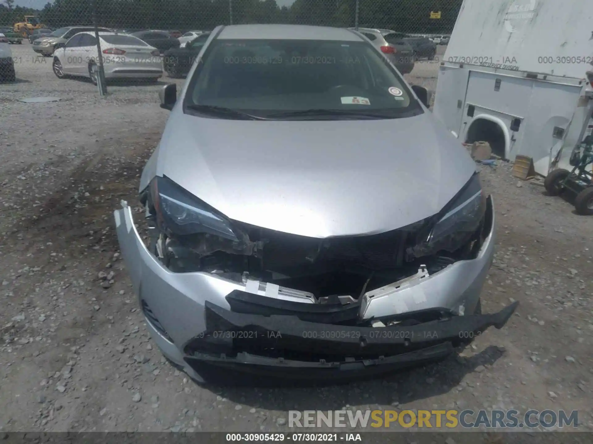 6 Photograph of a damaged car 5YFBURHE9KP927508 TOYOTA COROLLA 2019