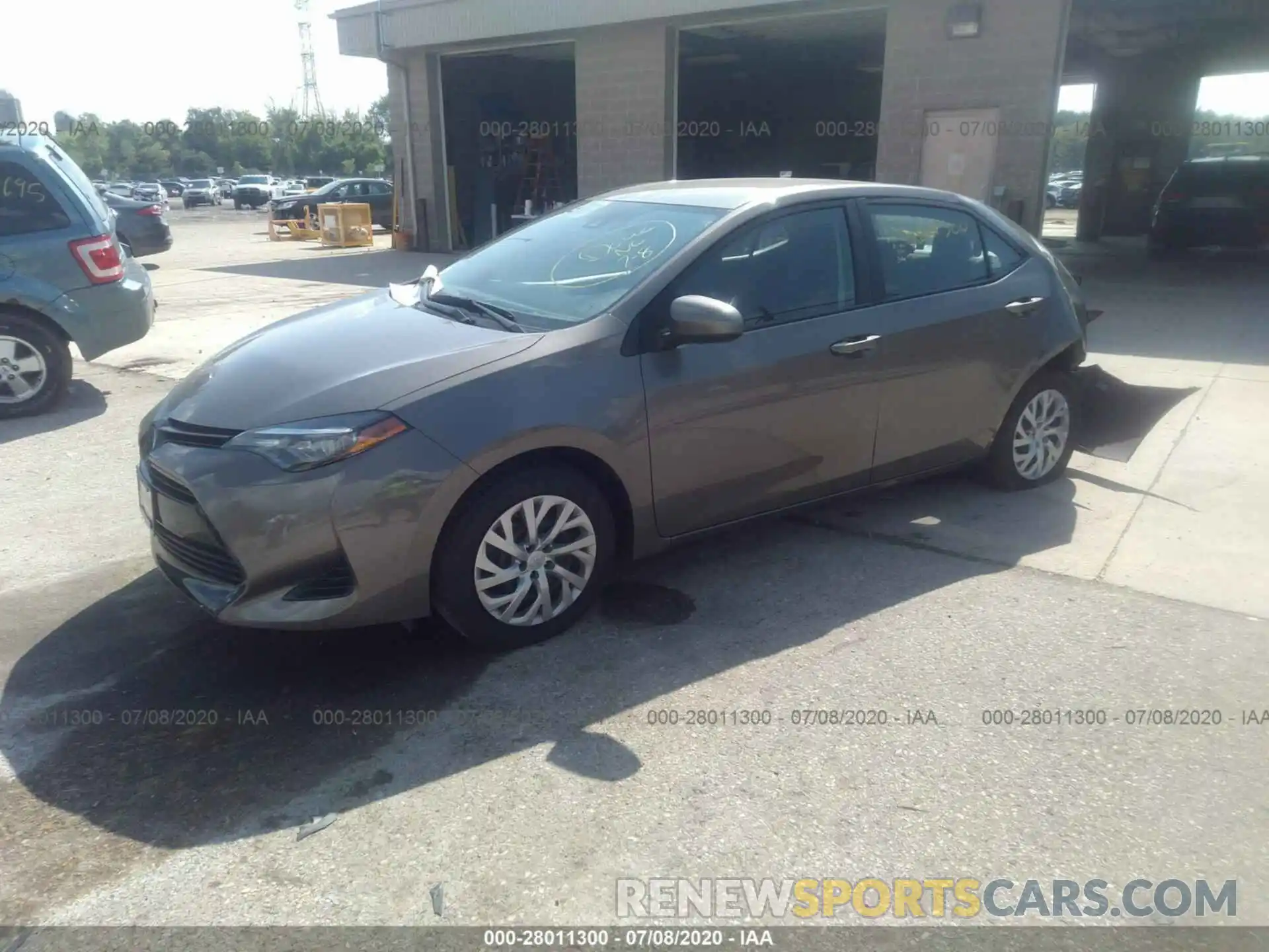 2 Photograph of a damaged car 5YFBURHE9KP927640 TOYOTA COROLLA 2019