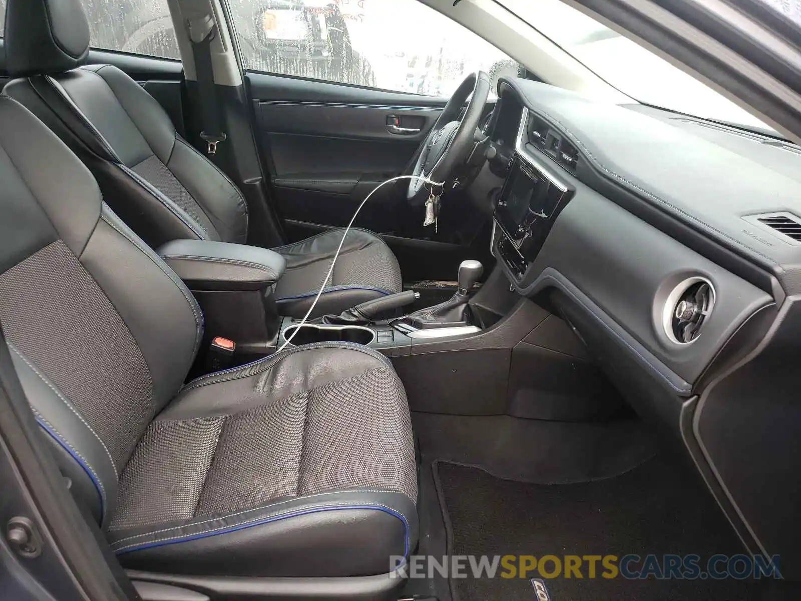 5 Photograph of a damaged car 5YFBURHE9KP928058 TOYOTA COROLLA 2019