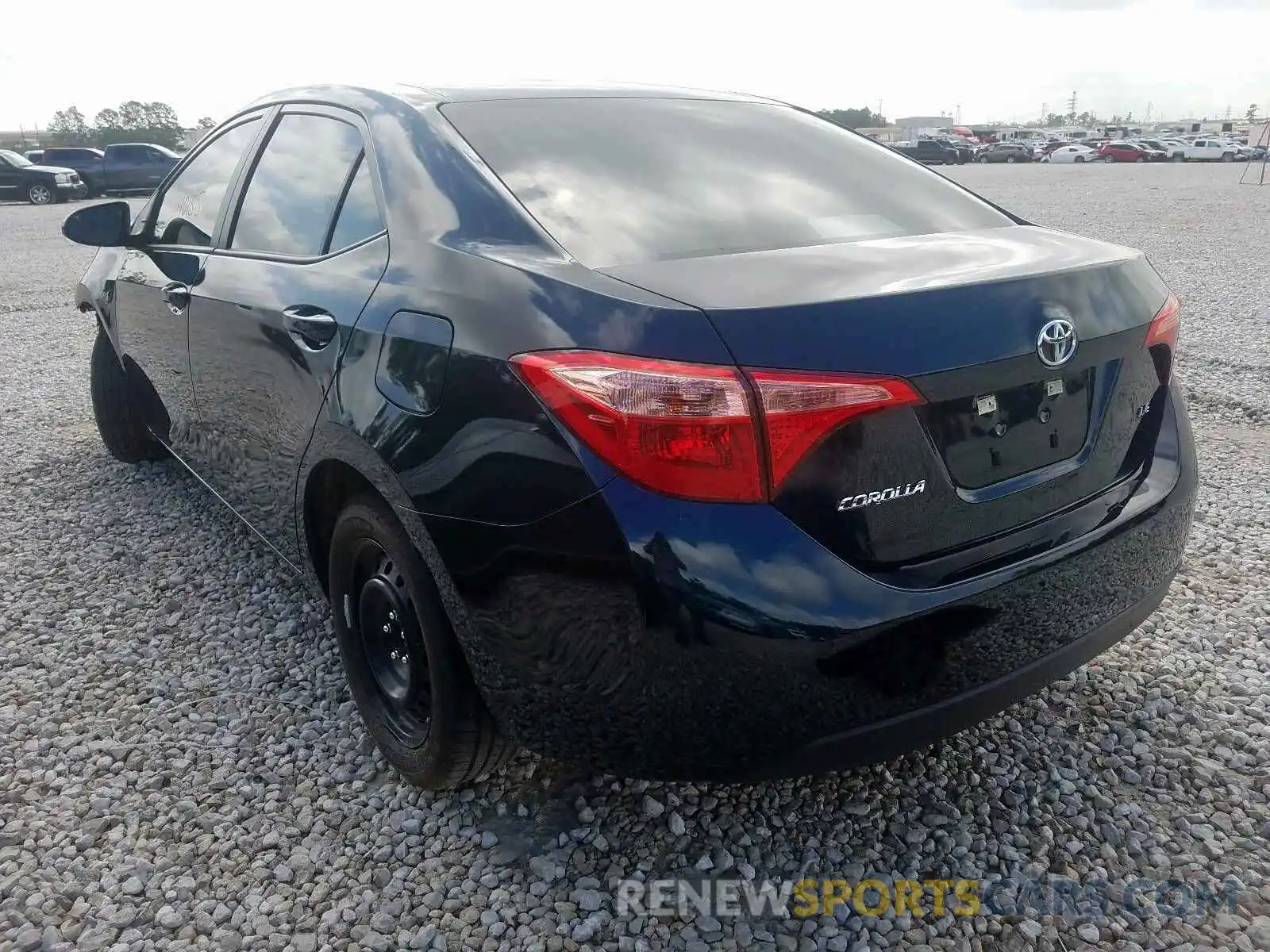 3 Photograph of a damaged car 5YFBURHE9KP929002 TOYOTA COROLLA 2019