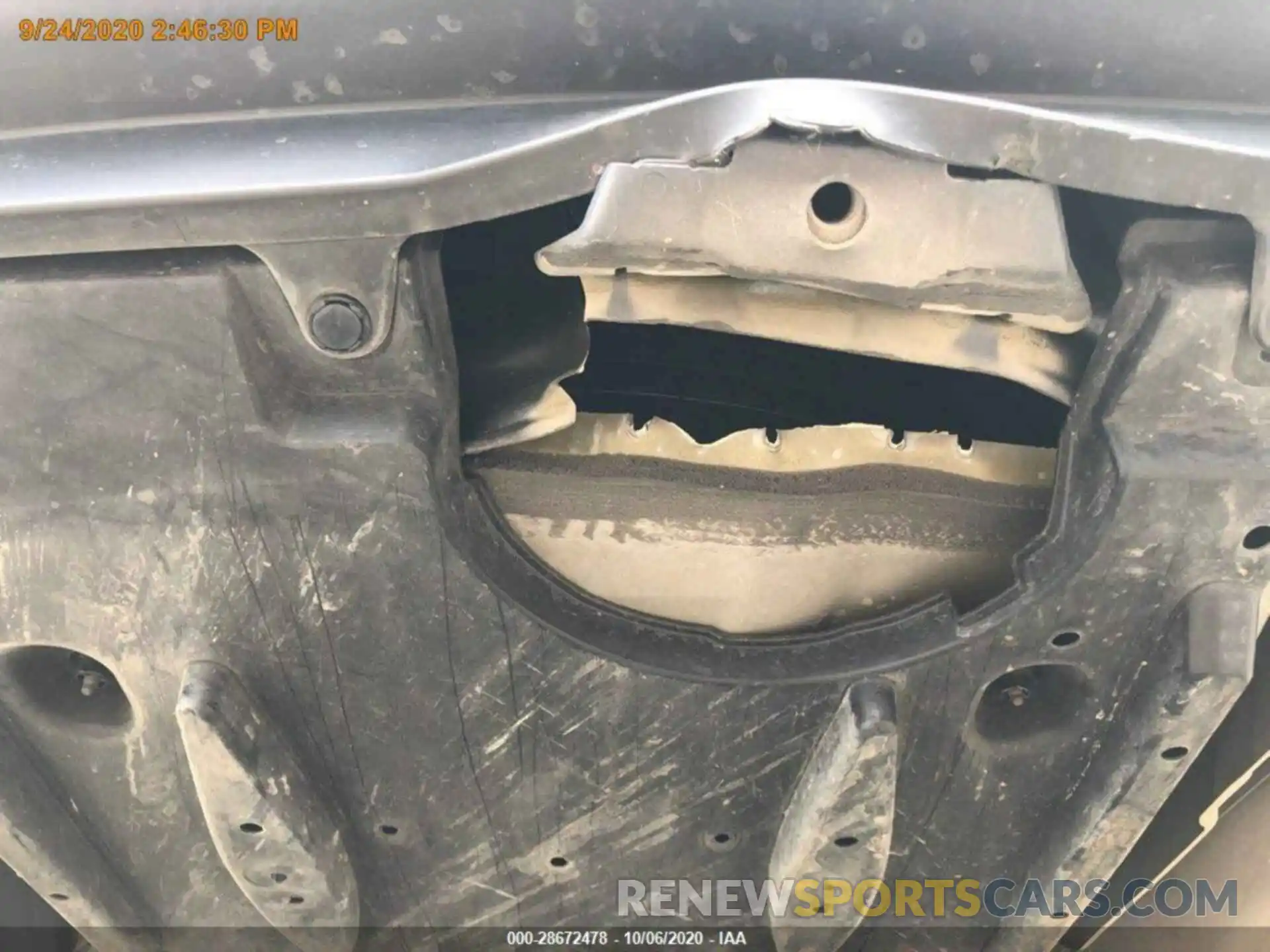 13 Photograph of a damaged car 5YFBURHE9KP929095 TOYOTA COROLLA 2019