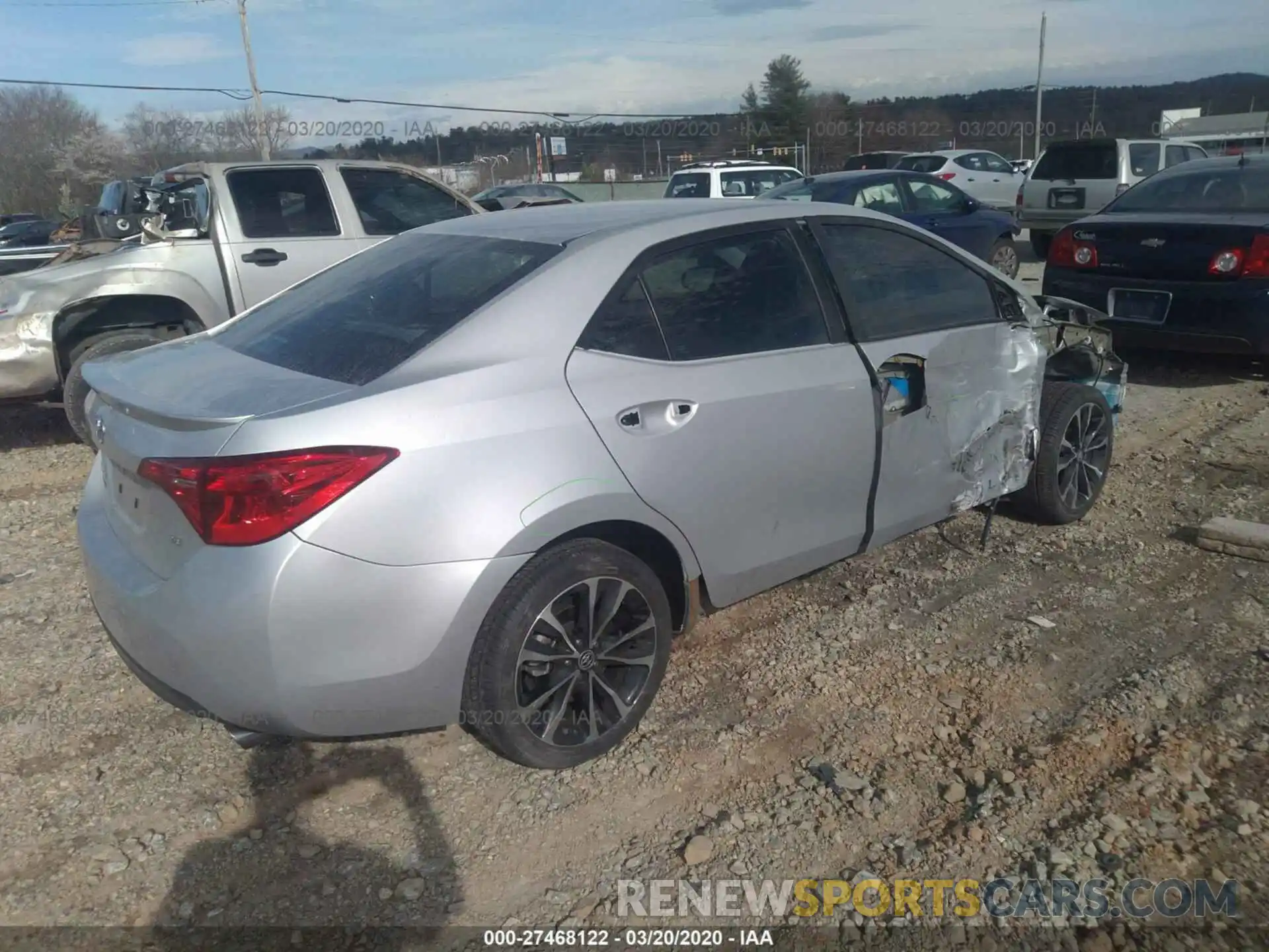 4 Photograph of a damaged car 5YFBURHE9KP929842 TOYOTA COROLLA 2019