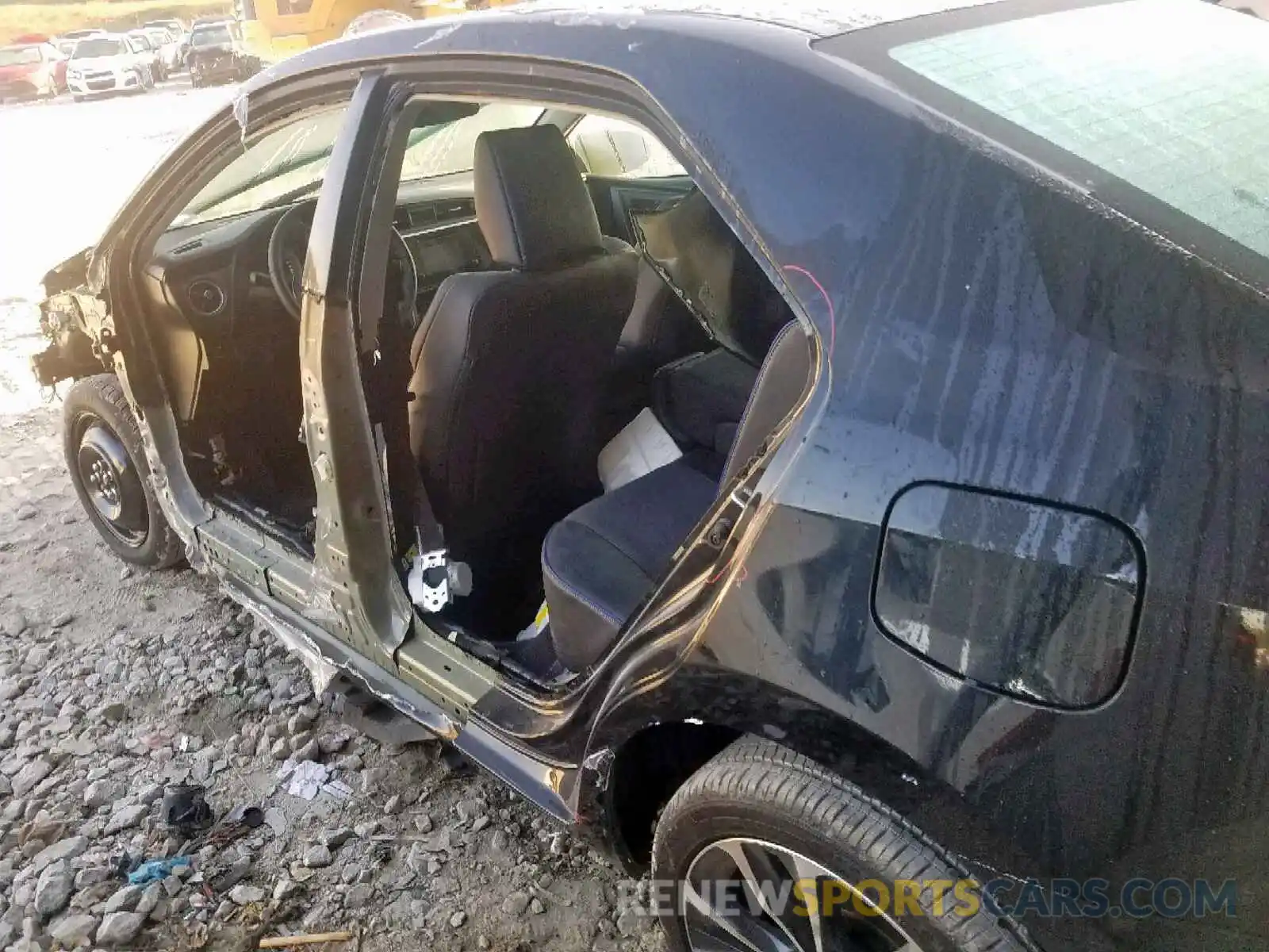 9 Photograph of a damaged car 5YFBURHE9KP929937 TOYOTA COROLLA 2019