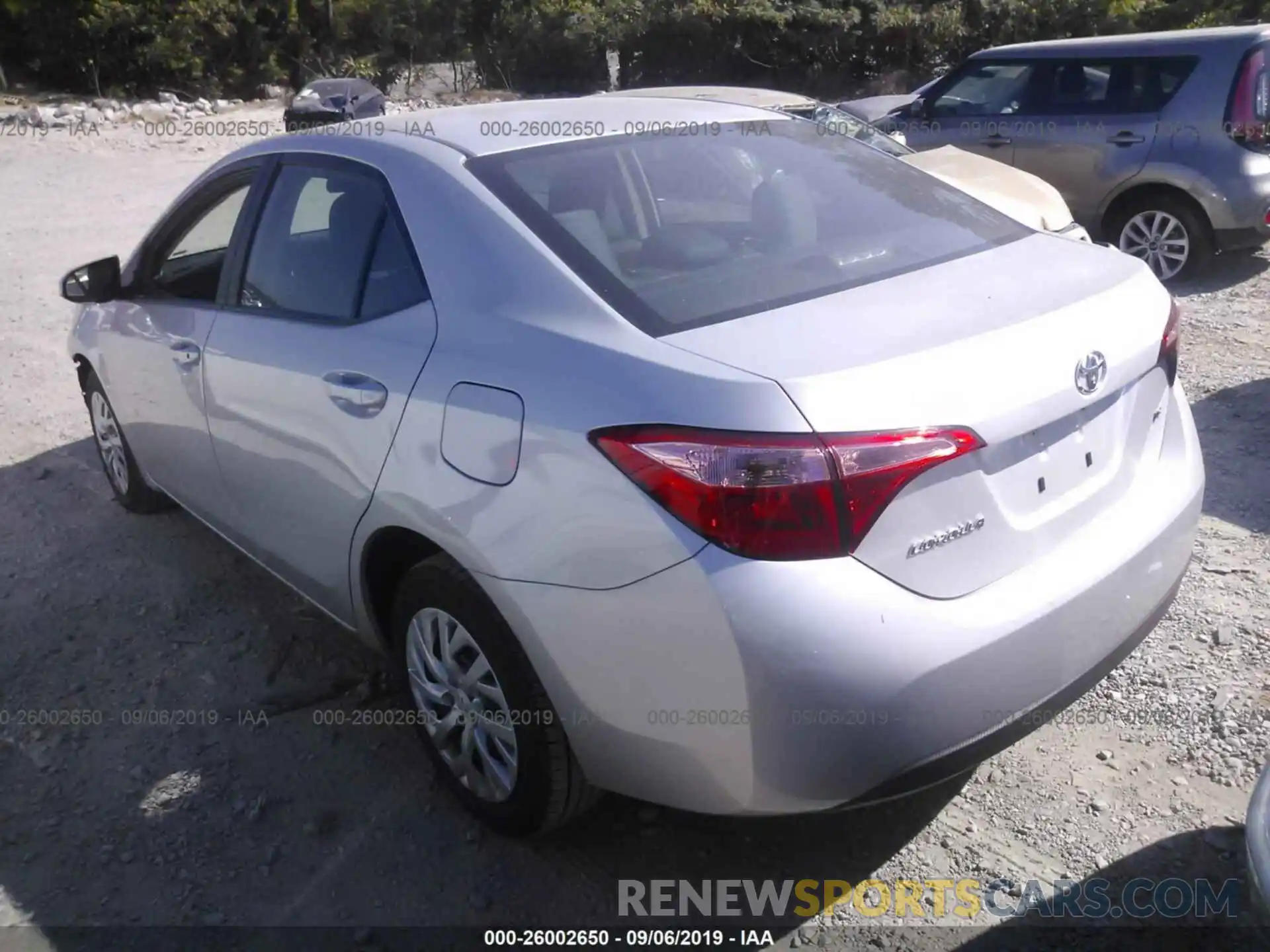 3 Photograph of a damaged car 5YFBURHE9KP930859 TOYOTA COROLLA 2019