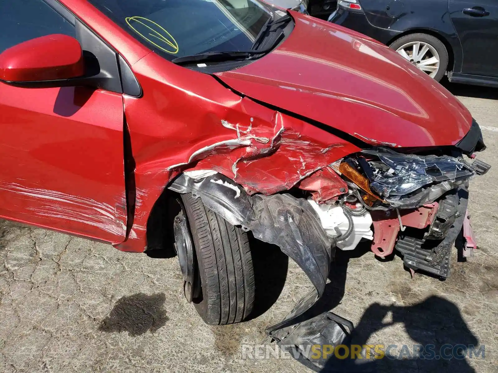 9 Photograph of a damaged car 5YFBURHE9KP931364 TOYOTA COROLLA 2019