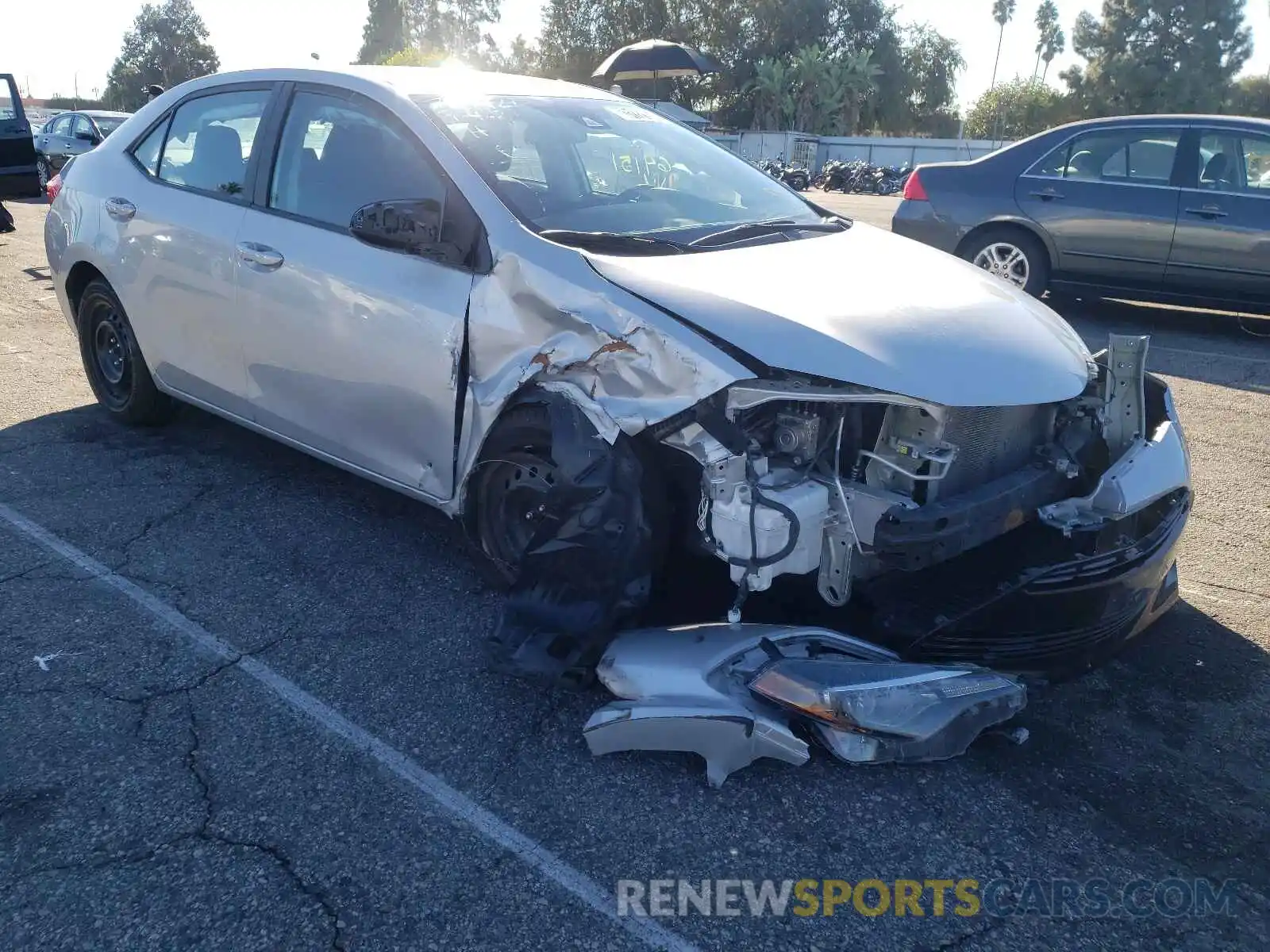 1 Photograph of a damaged car 5YFBURHE9KP931624 TOYOTA COROLLA 2019