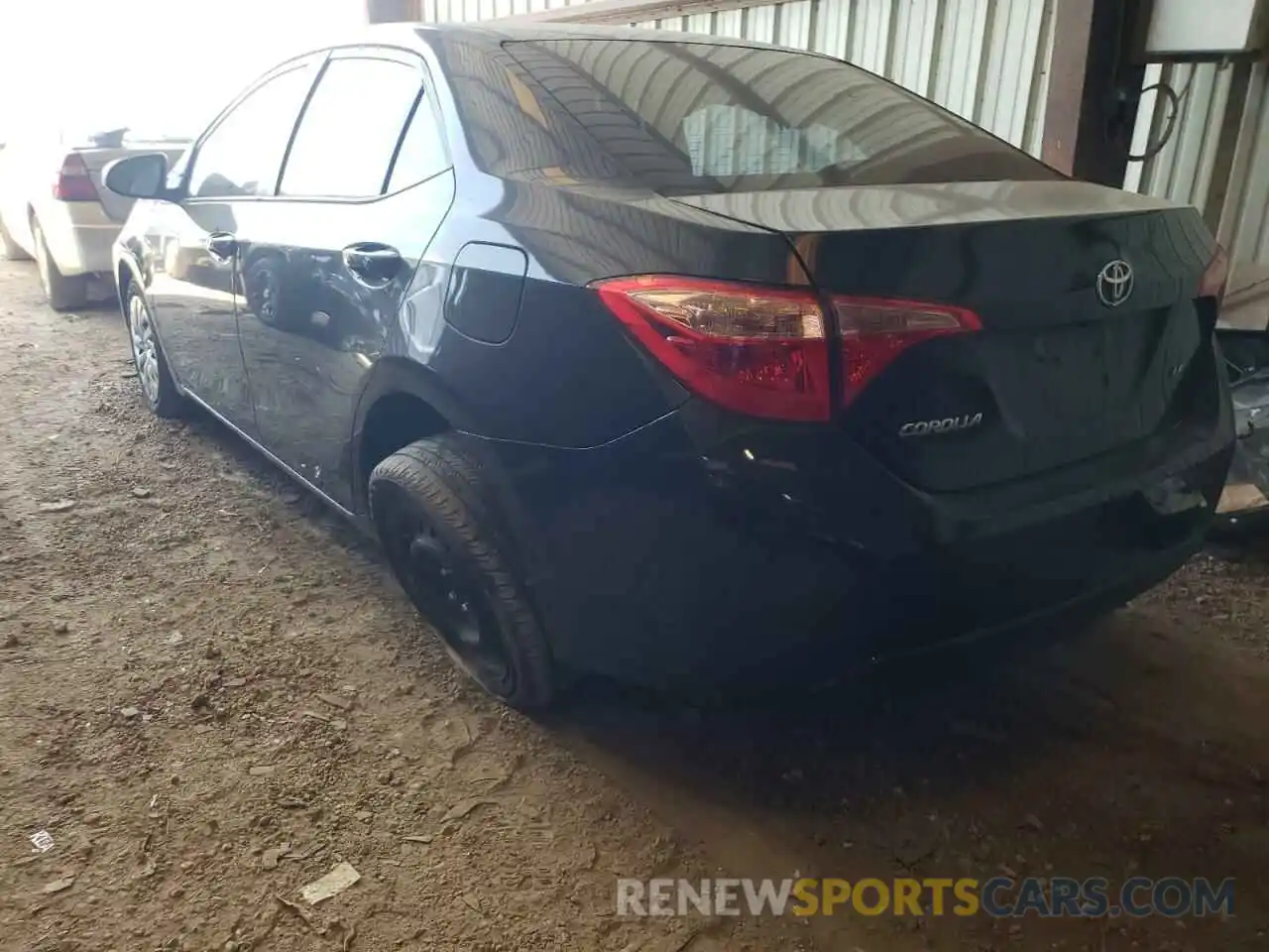 3 Photograph of a damaged car 5YFBURHE9KP931767 TOYOTA COROLLA 2019