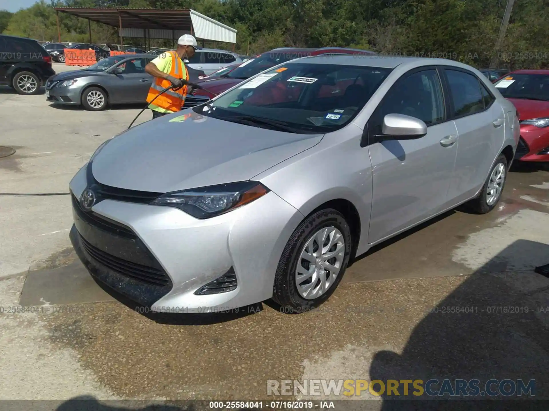 2 Photograph of a damaged car 5YFBURHE9KP931929 TOYOTA COROLLA 2019