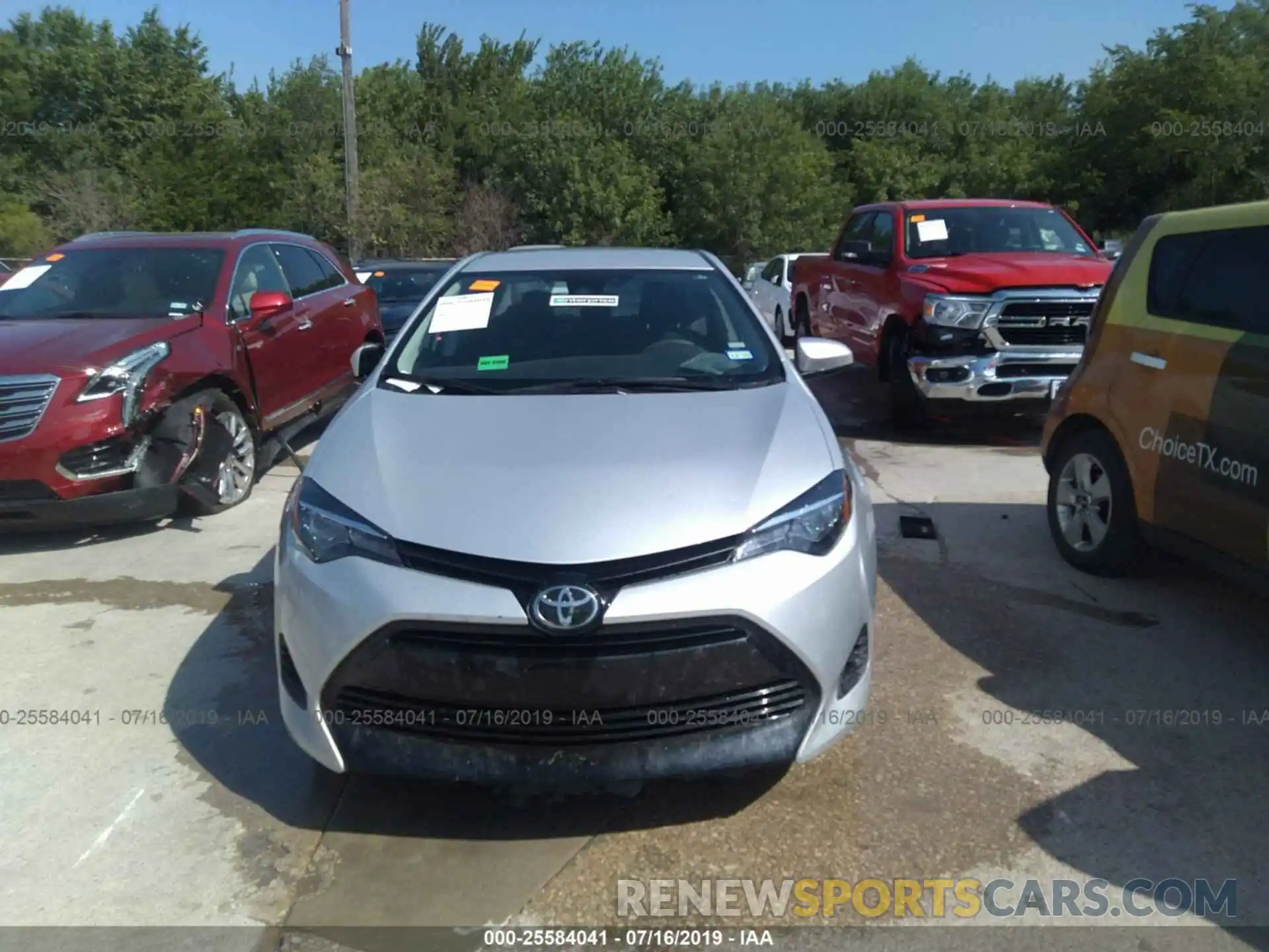 6 Photograph of a damaged car 5YFBURHE9KP931929 TOYOTA COROLLA 2019