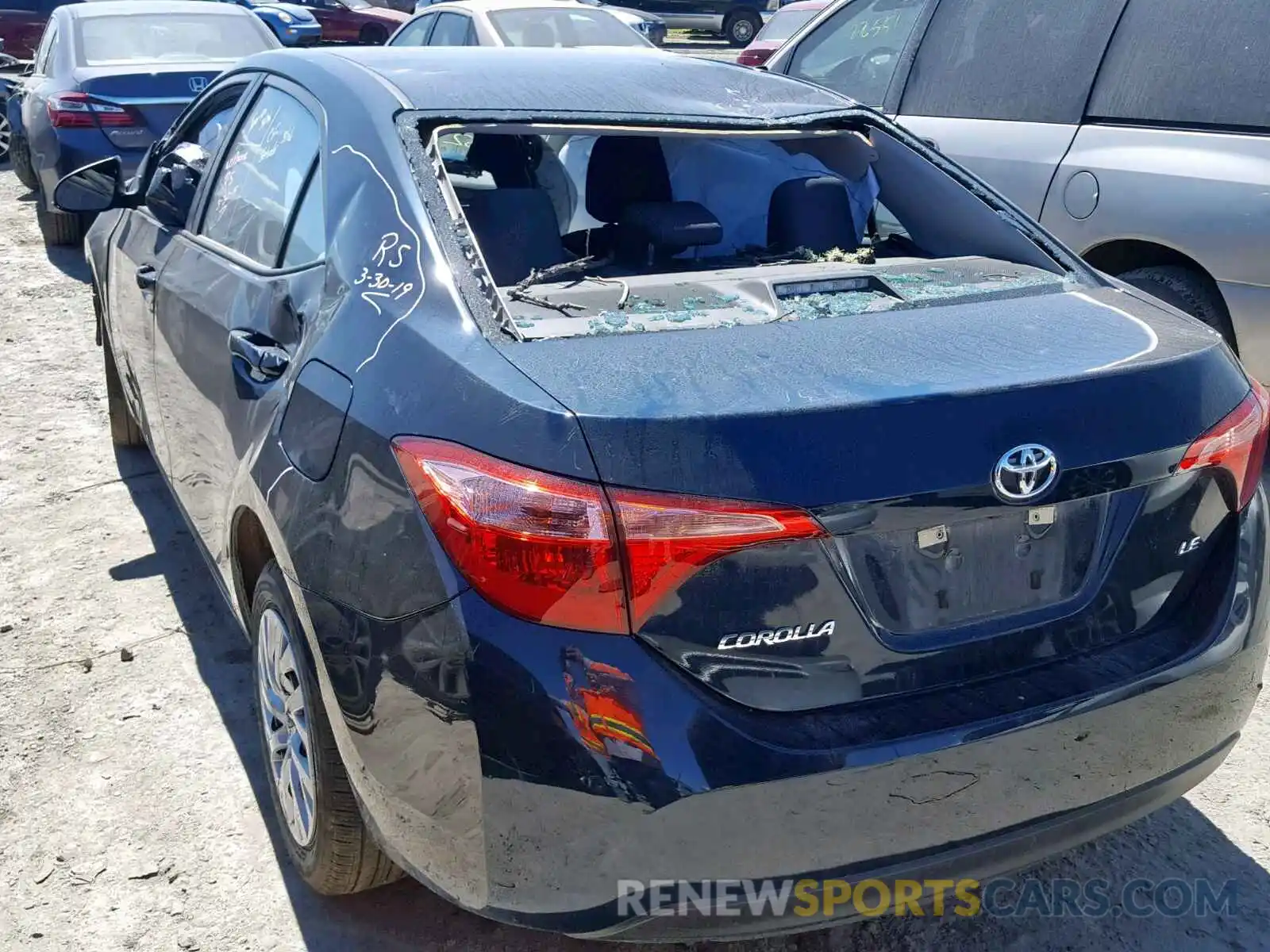 3 Photograph of a damaged car 5YFBURHE9KP932515 TOYOTA COROLLA 2019