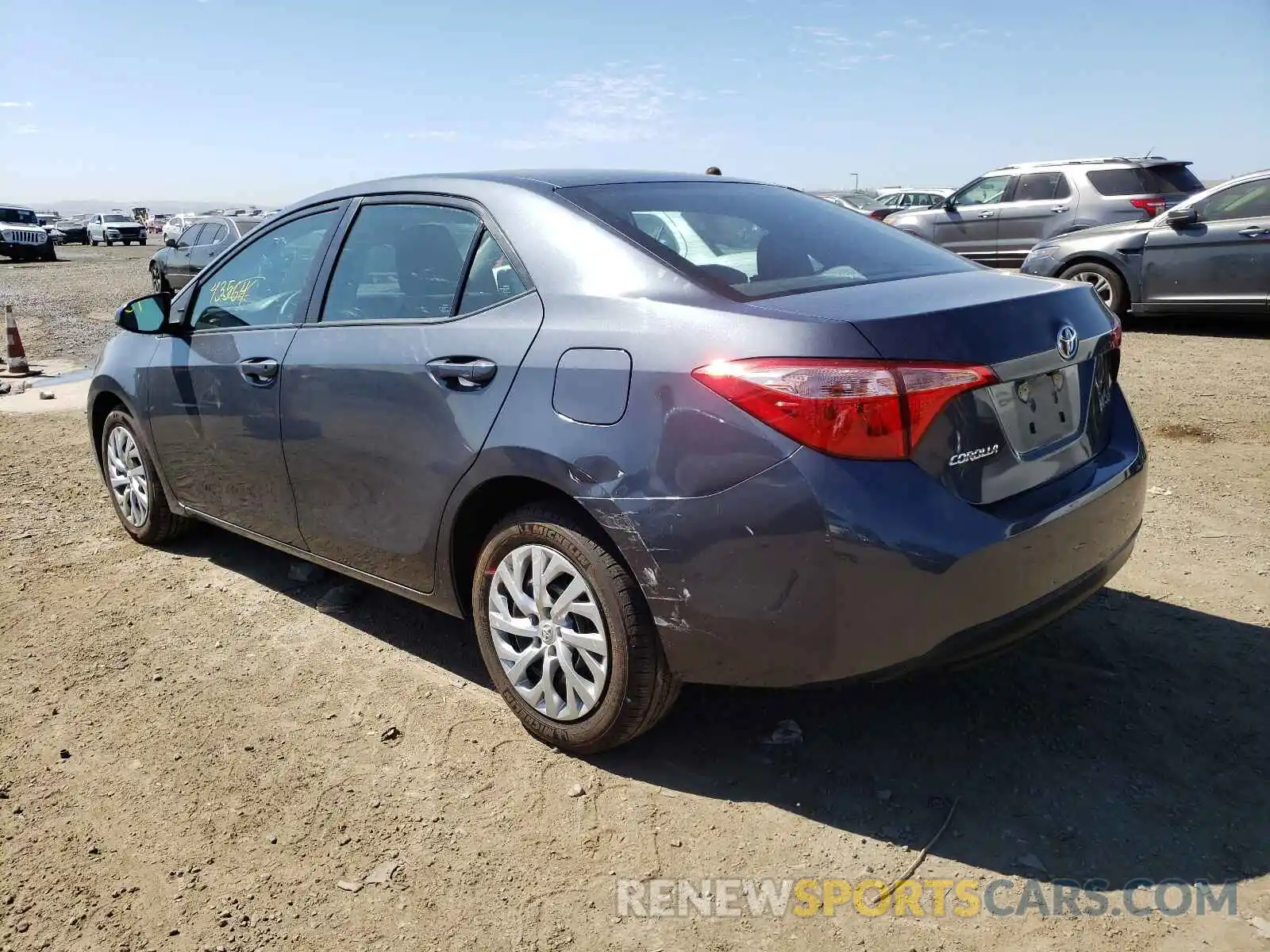 3 Photograph of a damaged car 5YFBURHE9KP932594 TOYOTA COROLLA 2019