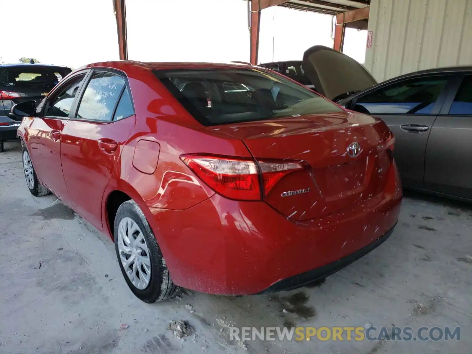 3 Photograph of a damaged car 5YFBURHE9KP933714 TOYOTA COROLLA 2019