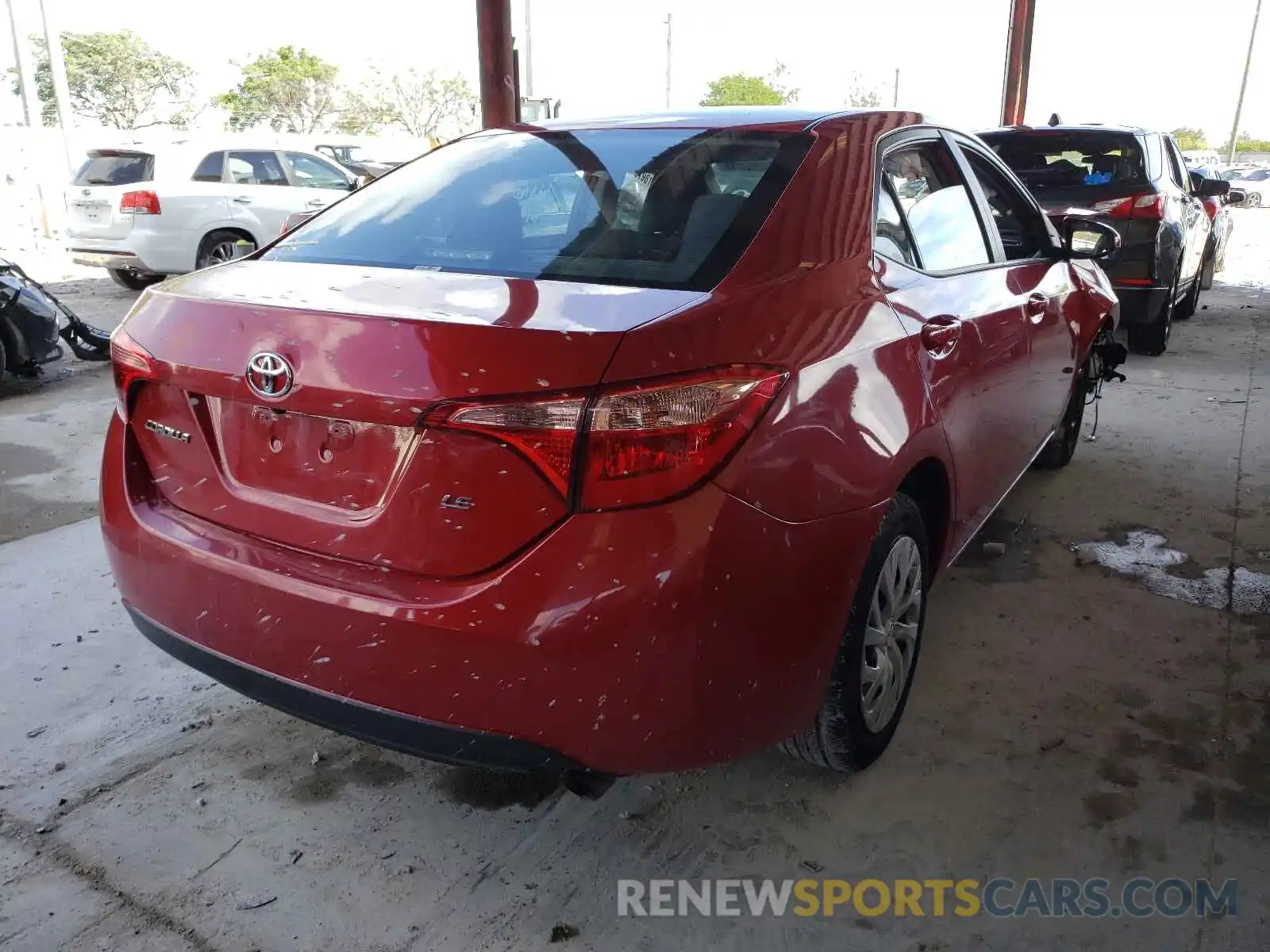 4 Photograph of a damaged car 5YFBURHE9KP933714 TOYOTA COROLLA 2019