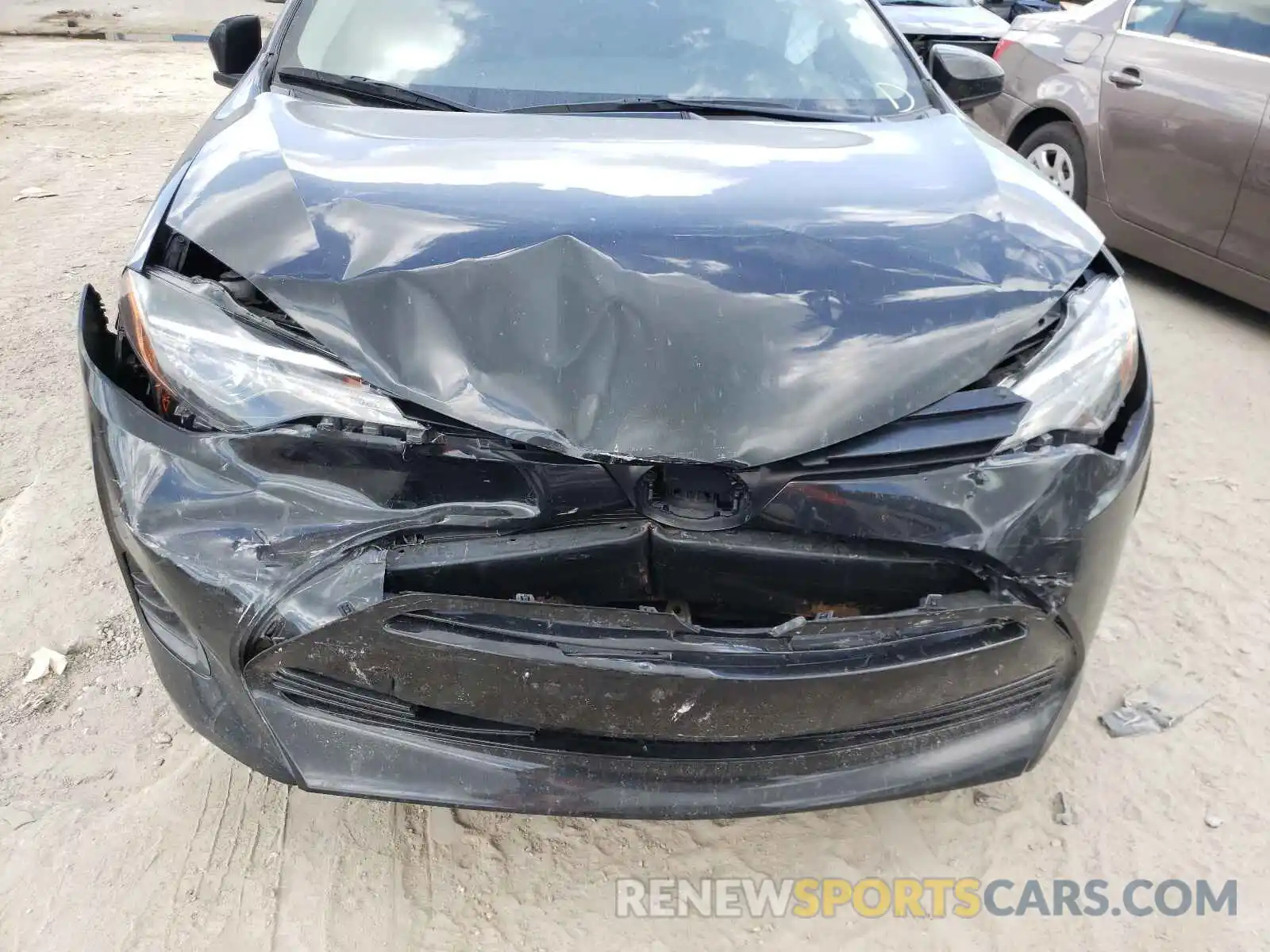 9 Photograph of a damaged car 5YFBURHE9KP933857 TOYOTA COROLLA 2019