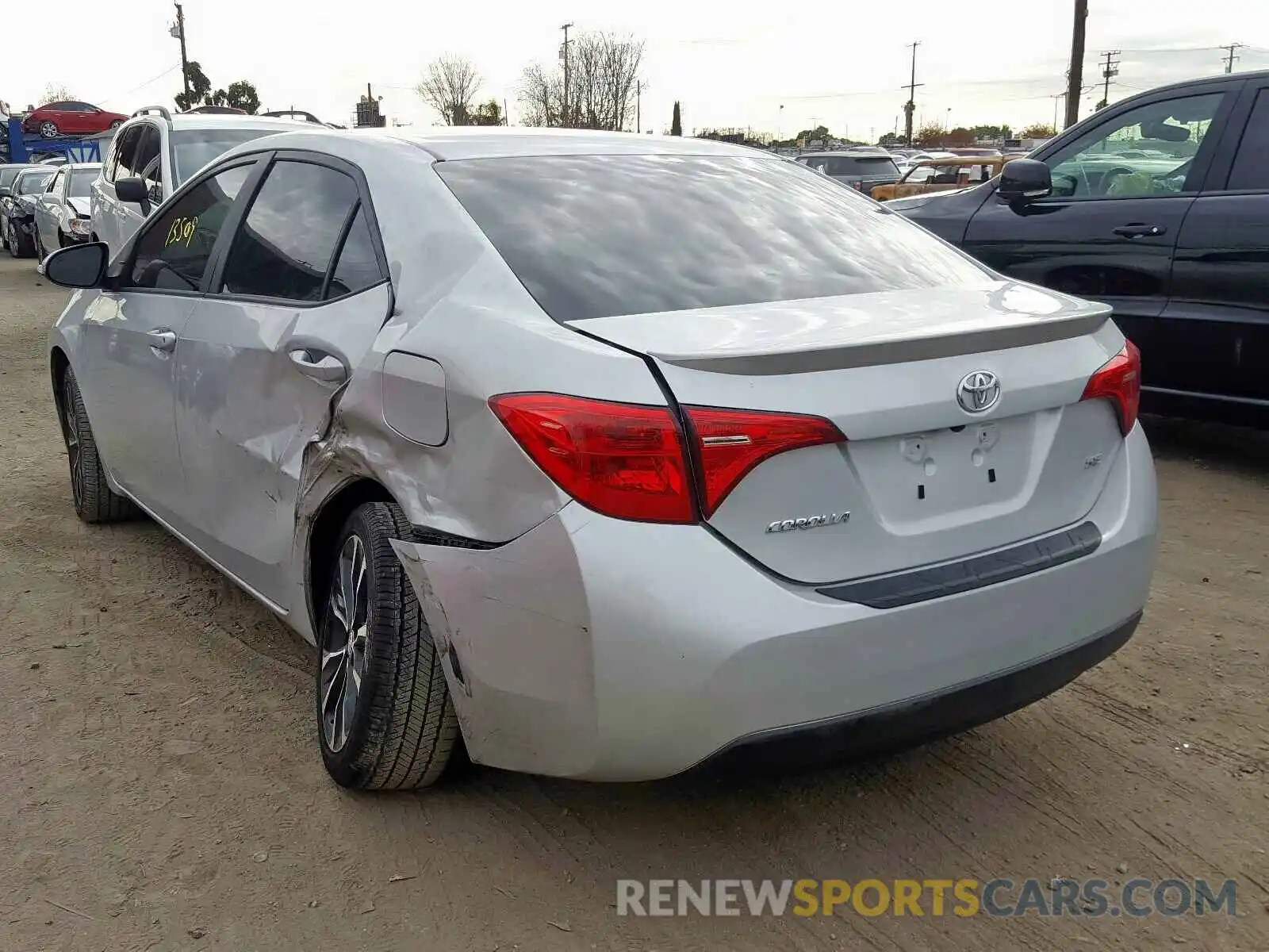 3 Photograph of a damaged car 5YFBURHE9KP934457 TOYOTA COROLLA 2019