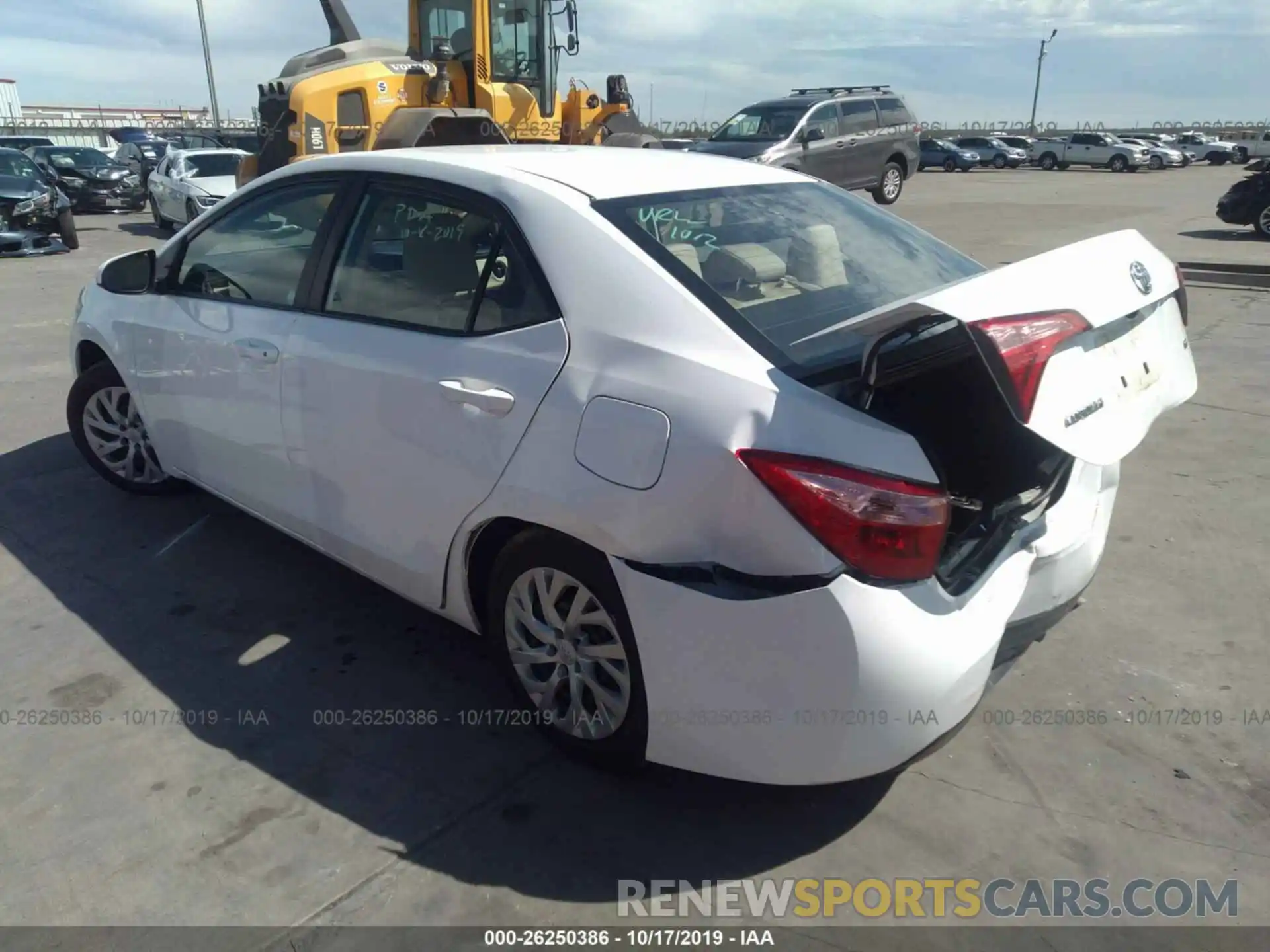 3 Photograph of a damaged car 5YFBURHE9KP935074 TOYOTA COROLLA 2019