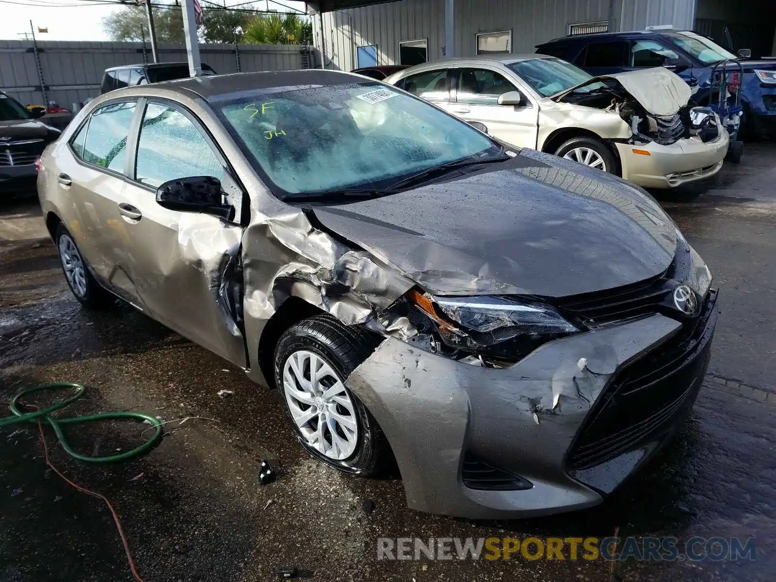 1 Photograph of a damaged car 5YFBURHE9KP935351 TOYOTA COROLLA 2019