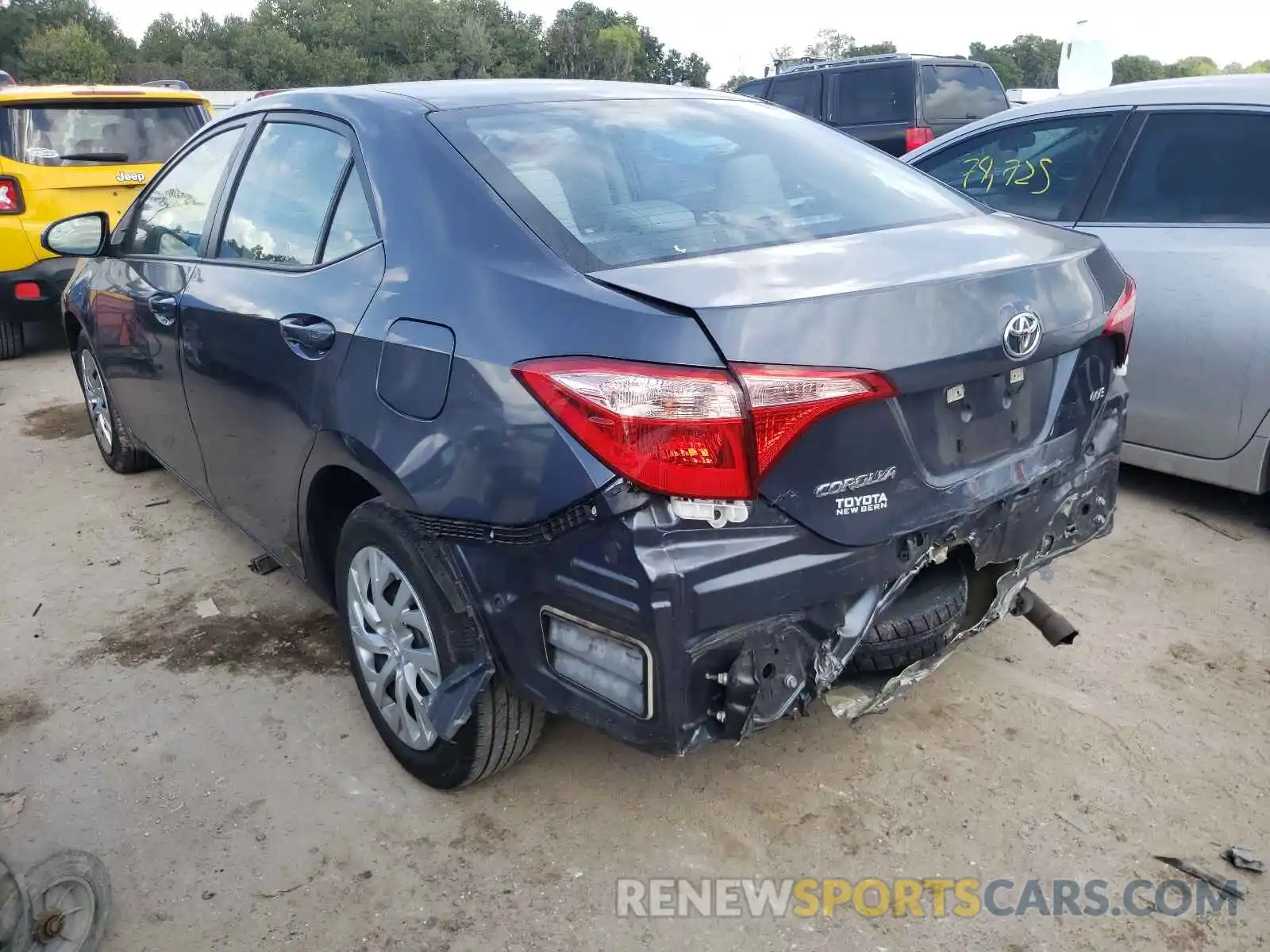 3 Photograph of a damaged car 5YFBURHE9KP935754 TOYOTA COROLLA 2019