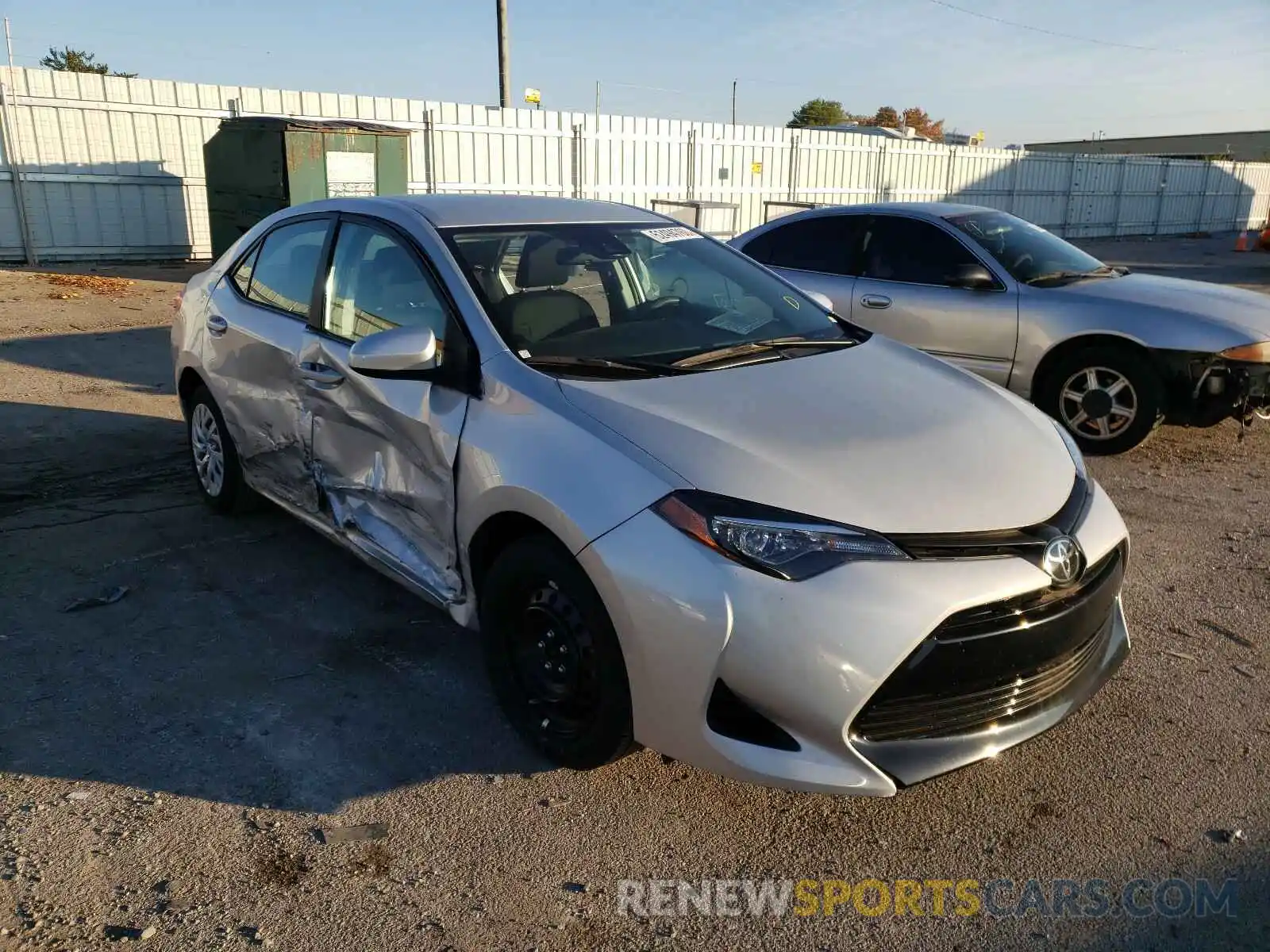 1 Photograph of a damaged car 5YFBURHE9KP936029 TOYOTA COROLLA 2019