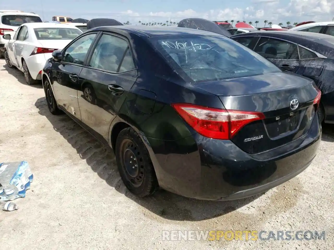 3 Photograph of a damaged car 5YFBURHE9KP936032 TOYOTA COROLLA 2019