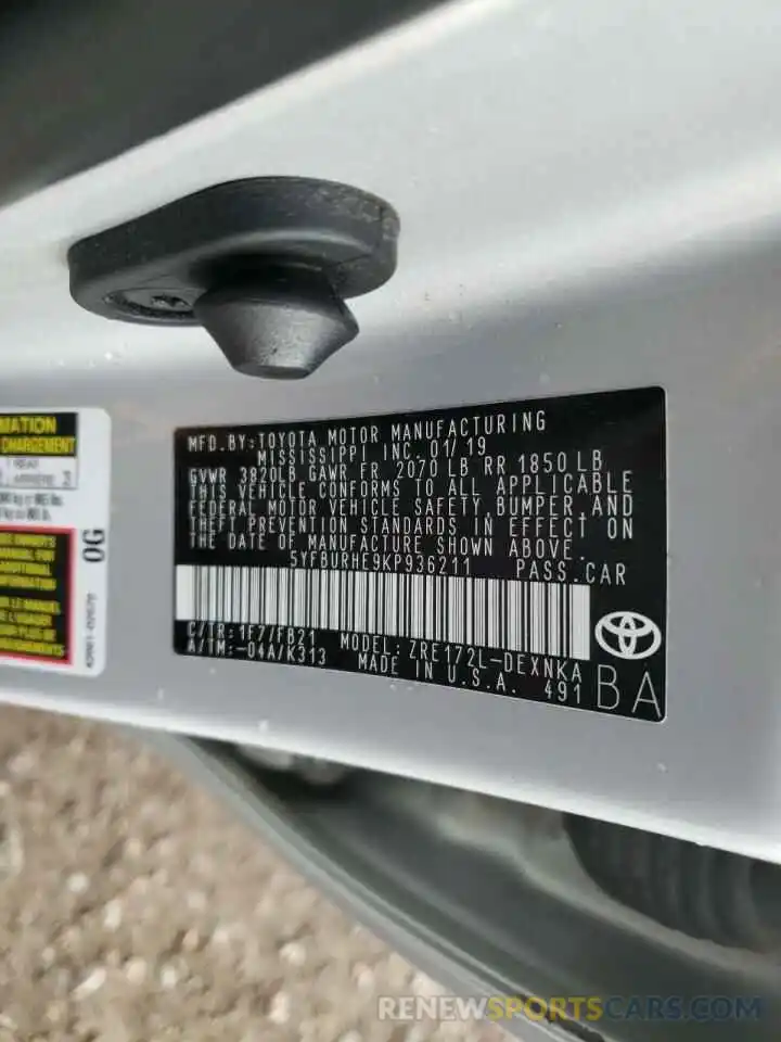 10 Photograph of a damaged car 5YFBURHE9KP936211 TOYOTA COROLLA 2019