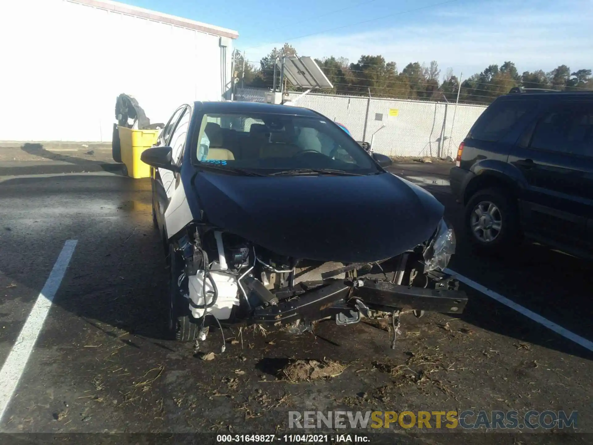 6 Photograph of a damaged car 5YFBURHE9KP936712 TOYOTA COROLLA 2019