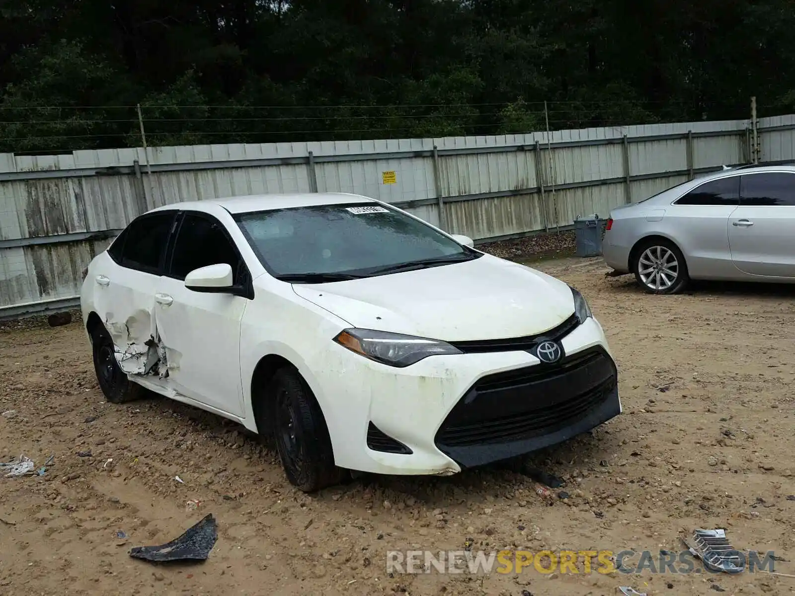 1 Photograph of a damaged car 5YFBURHE9KP936743 TOYOTA COROLLA 2019