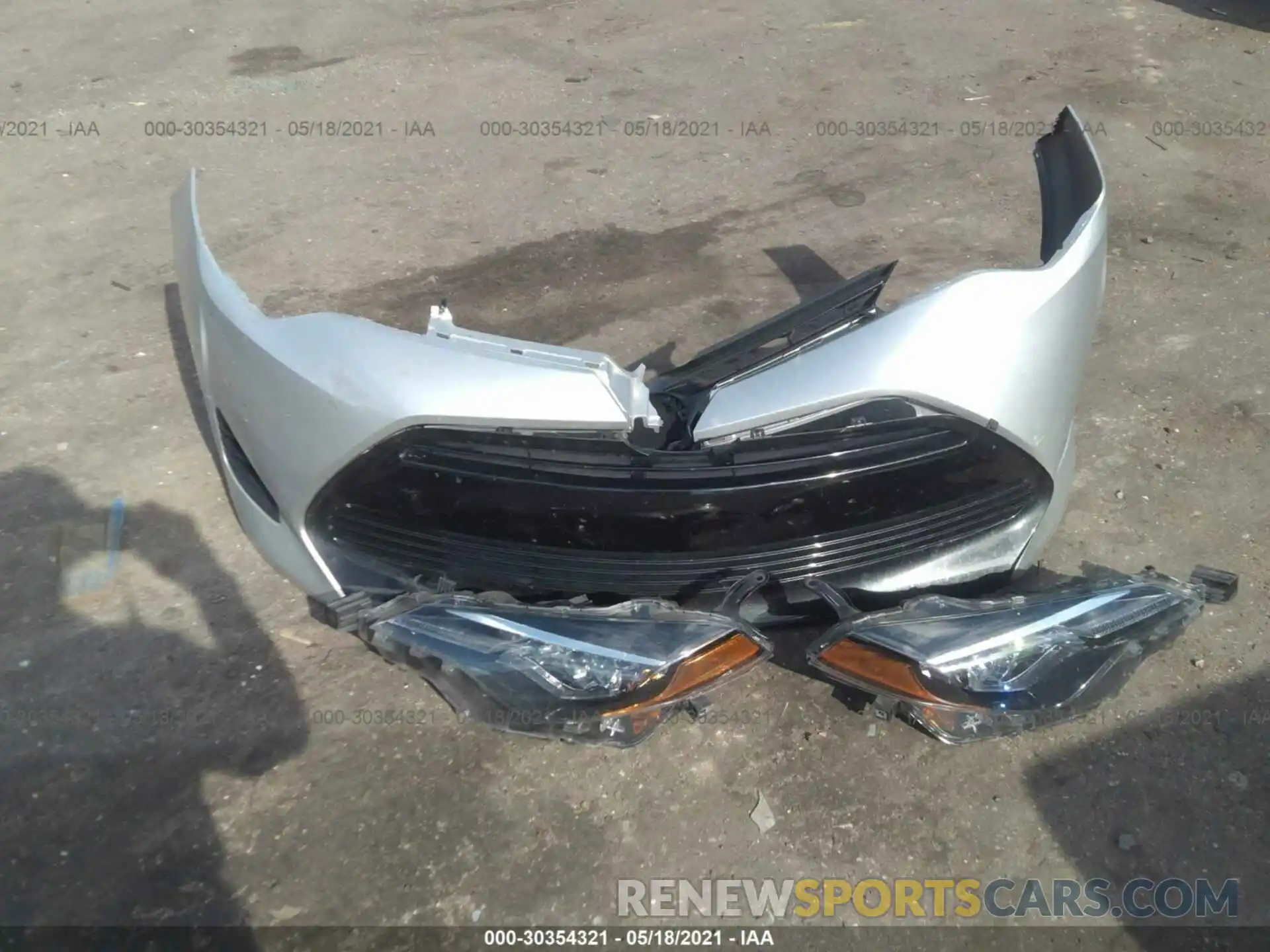 12 Photograph of a damaged car 5YFBURHE9KP937729 TOYOTA COROLLA 2019