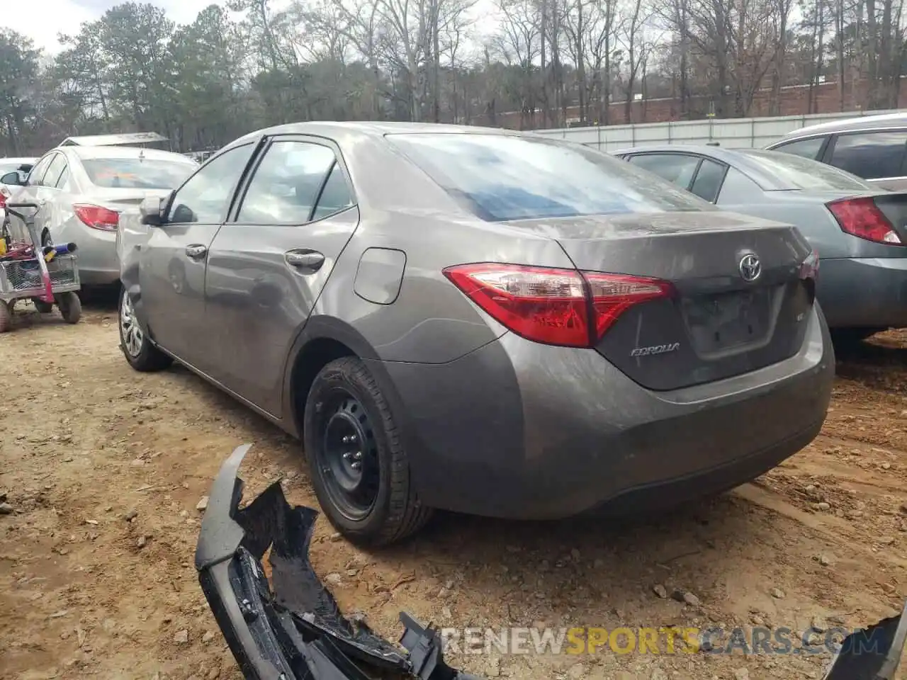 3 Photograph of a damaged car 5YFBURHE9KP937827 TOYOTA COROLLA 2019