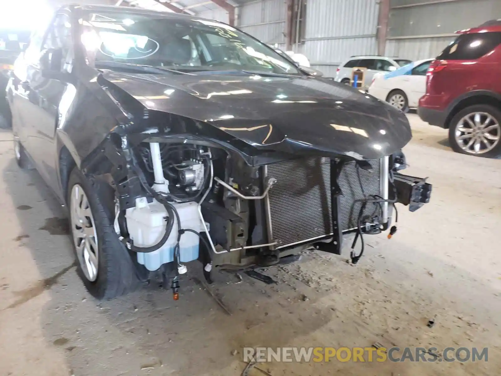 9 Photograph of a damaged car 5YFBURHE9KP939352 TOYOTA COROLLA 2019