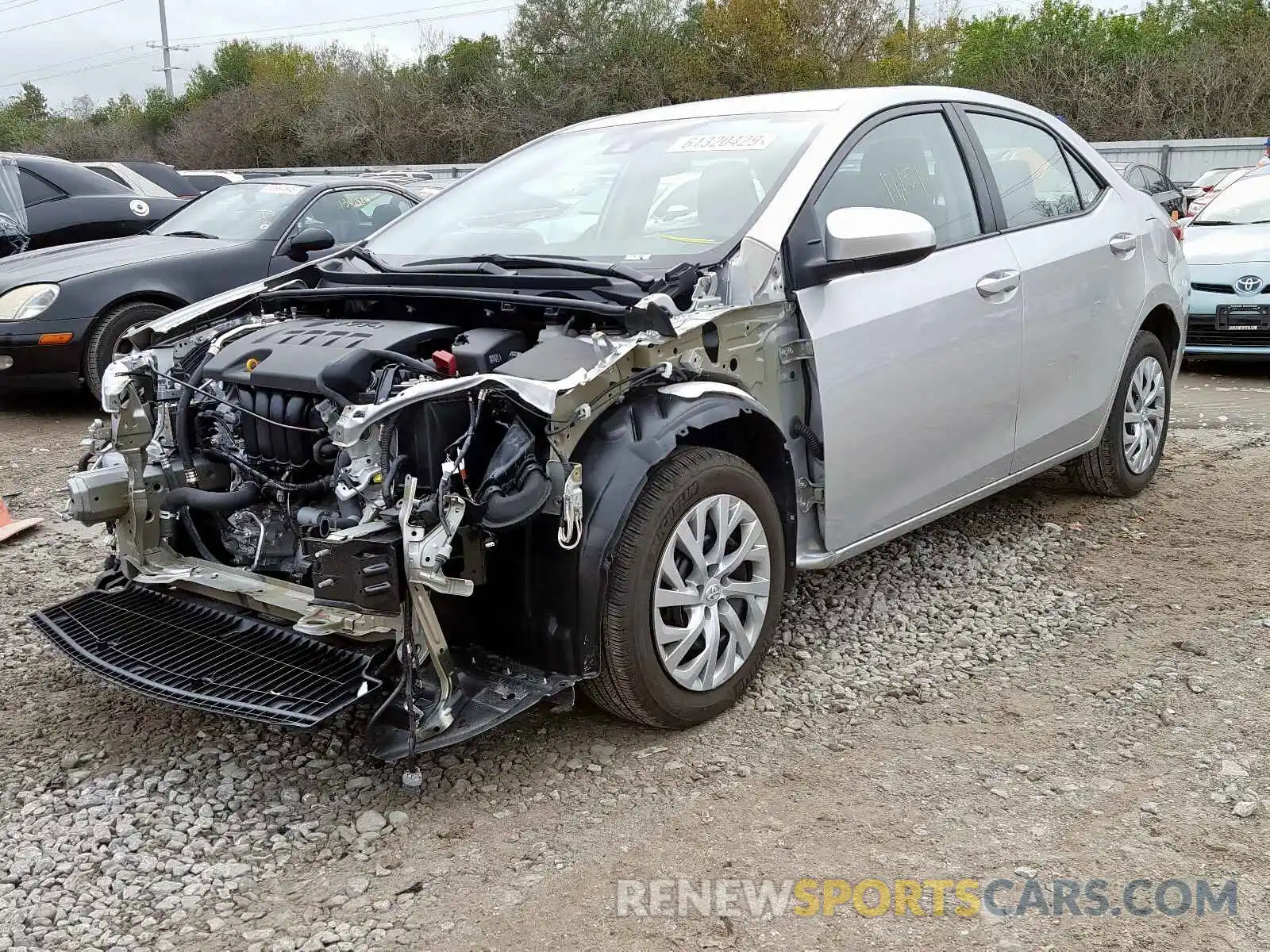 2 Photograph of a damaged car 5YFBURHE9KP939559 TOYOTA COROLLA 2019